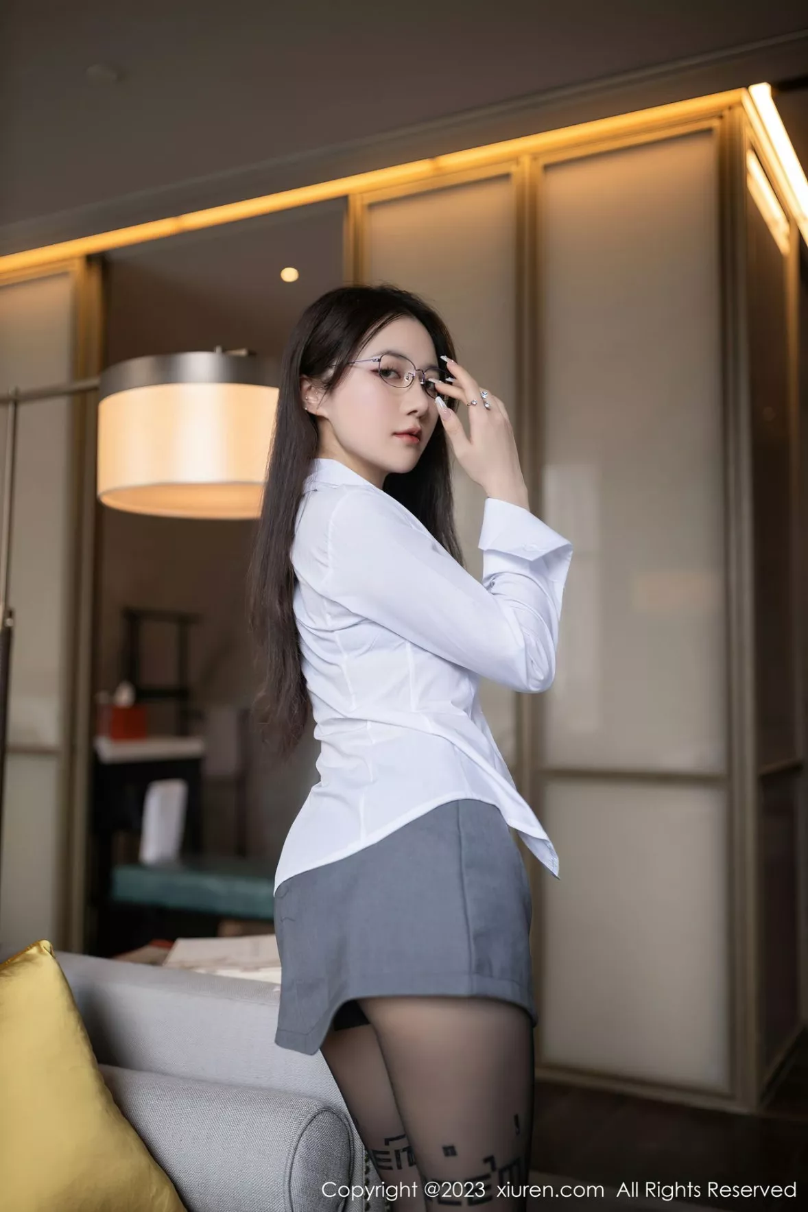 [XiuRen秀人网] 2023.01.13 No.6135 鱼子酱Fish 短裙丝袜 [84P] NO.7