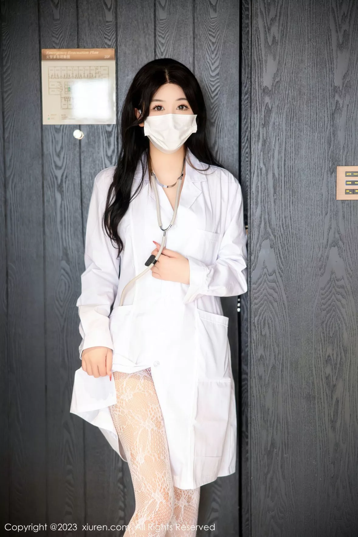 [XiuRen秀人网] 2023.01.13 No.6130 江真真 护士服美臀 [105P] NO.7