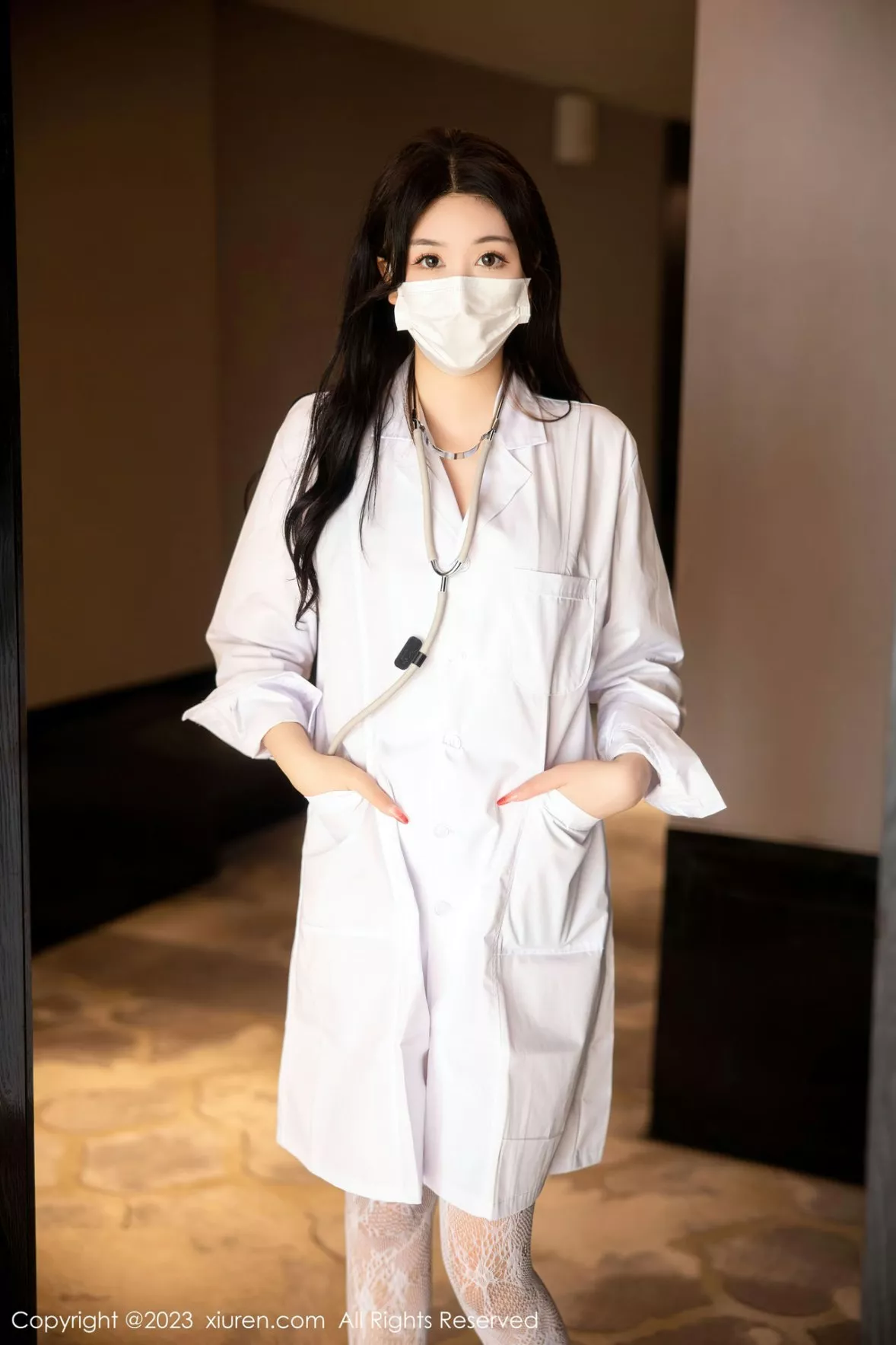 [XiuRen秀人网] 2023.01.13 No.6130 江真真 护士服美臀 [105P] NO.4