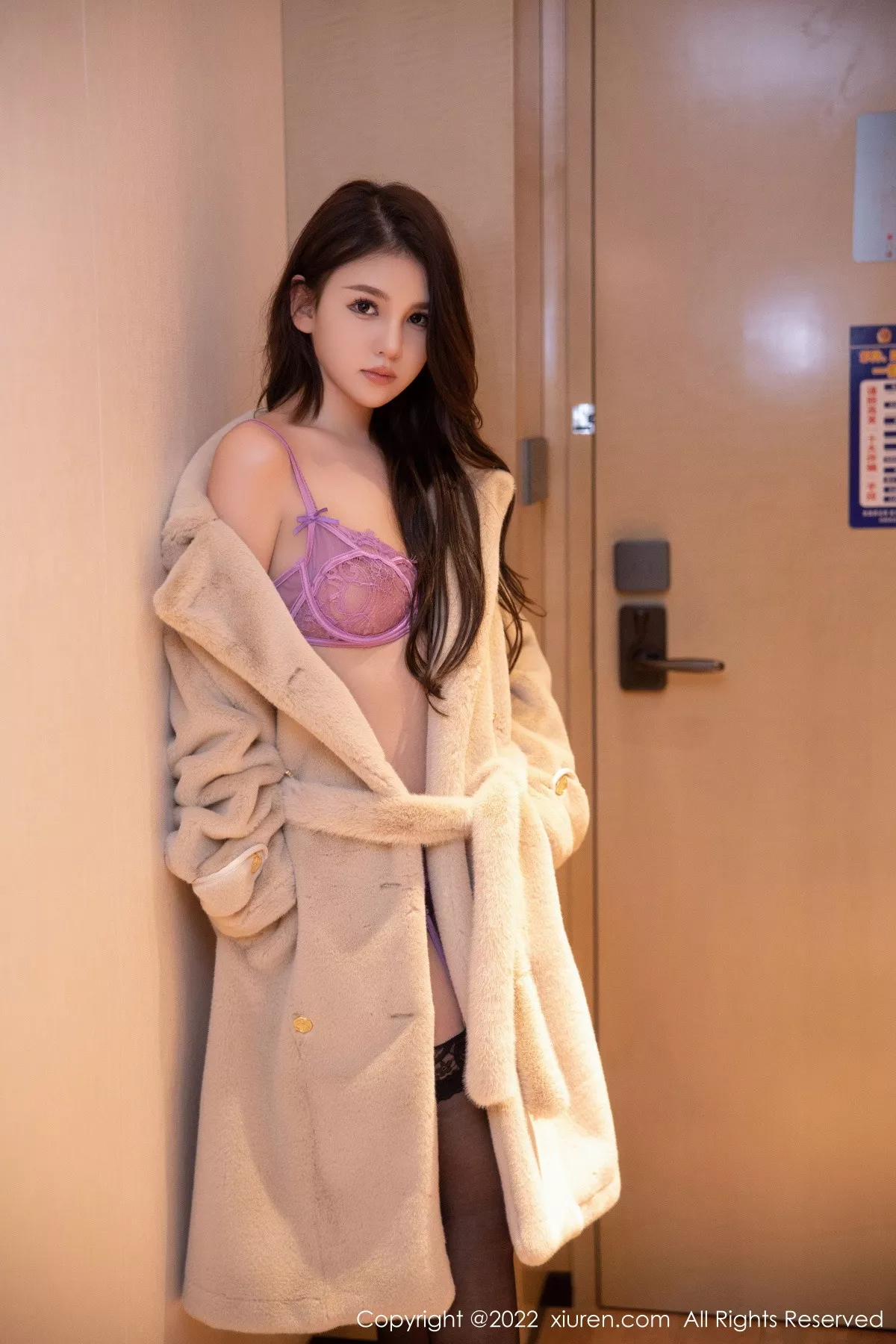 [XiuRen秀人网] 2022.12.21 No.6023 美羊羊 黑丝美腿 [72P] NO.7