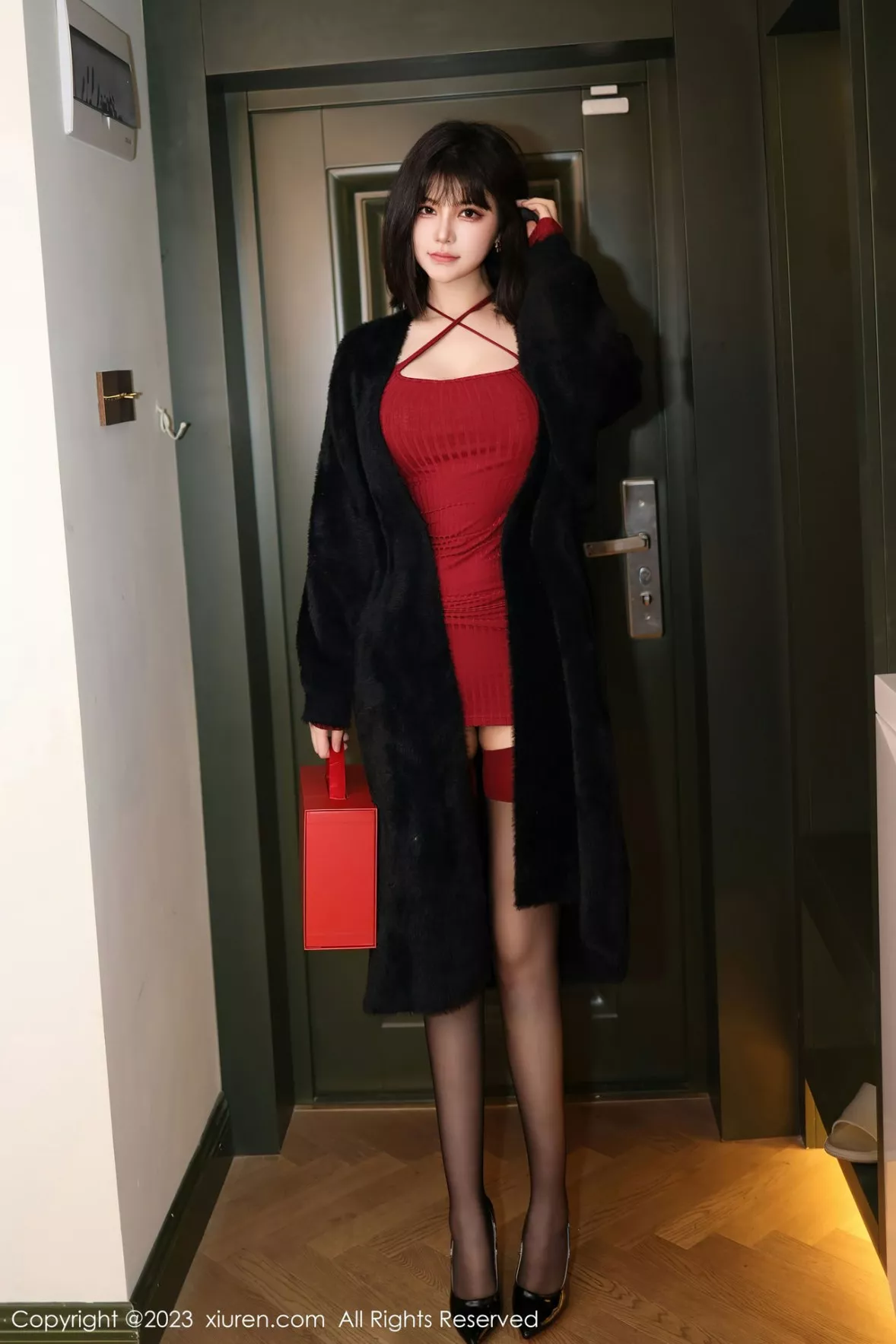 [XiuRen秀人网] 2023.01.17 No.6144 桃桃子_ 丝袜美腿 [81P] NO.1