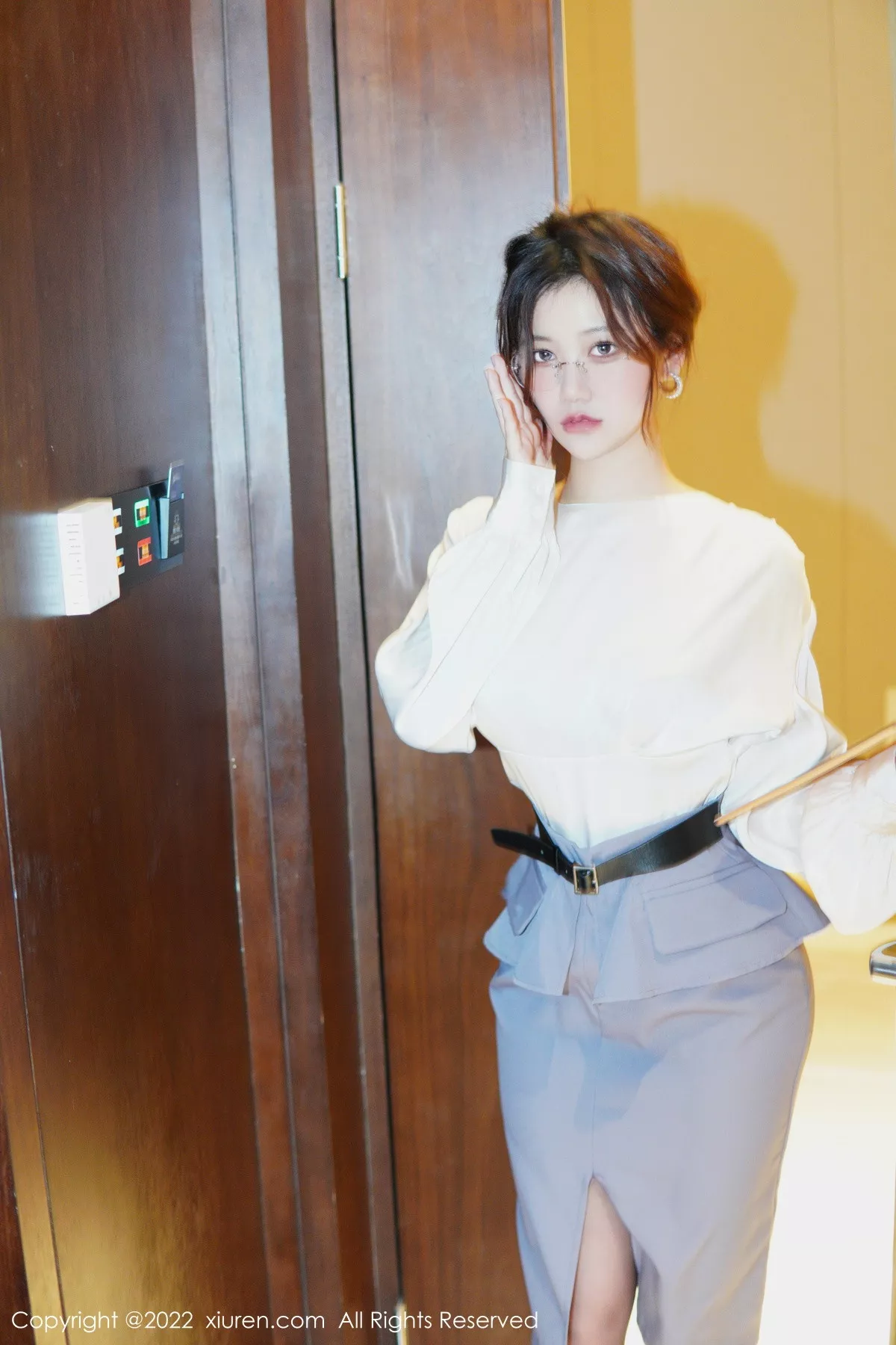 [XiuRen秀人网] 2022.12.22 No.6028 奈奈子 新人美腿 [79P] NO.1