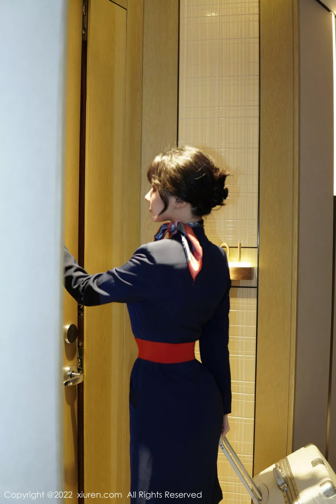 [XiuRen秀人网] 2022.12.27 No.6048 桃桃子_ 空姐制服 [82P] NO.6