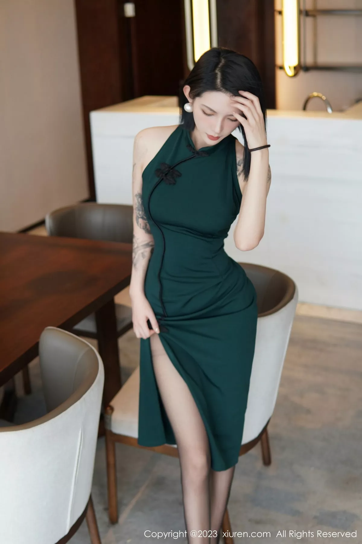 [XiuRen秀人网] 2023.02.02 No.6205 乔一一 黑丝美腿 [84P] NO.10