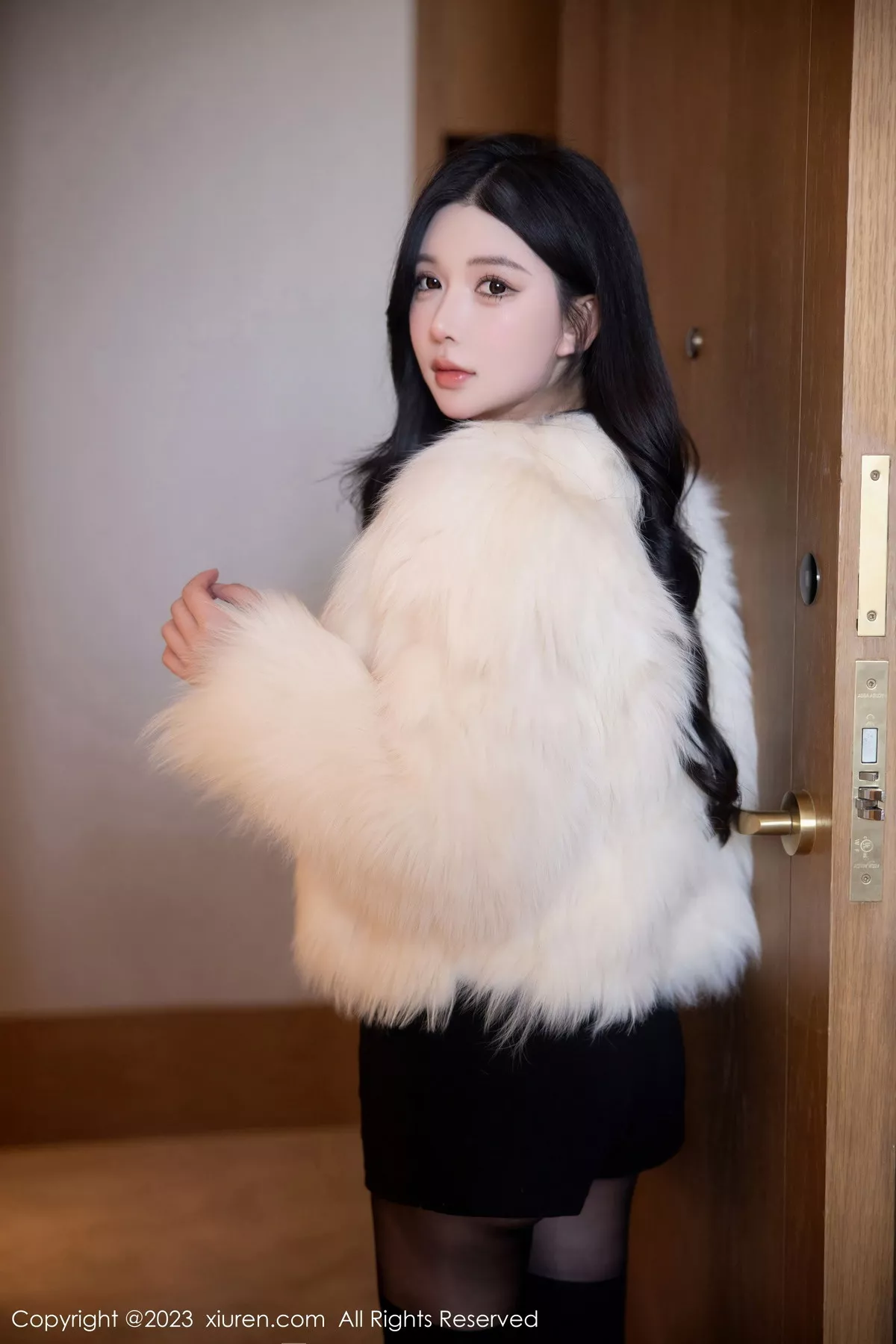 [XiuRen秀人网] 2023.02.03 No.6212 林珊珊 黑丝美腿 [81P] NO.6