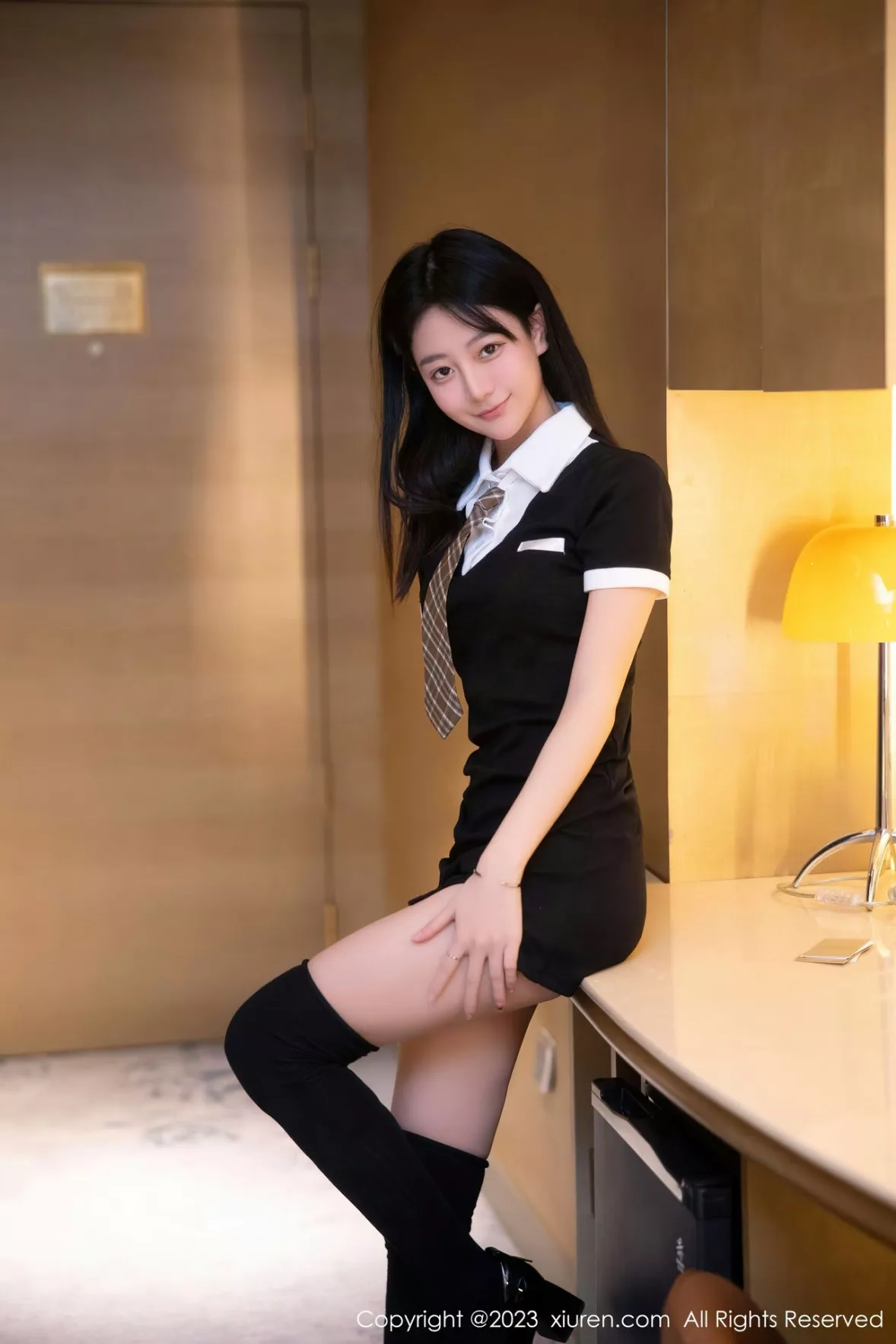 [XiuRen秀人网] 2023.02.03 No.6210 谢小蒽 新人美腿 [91P] NO.2