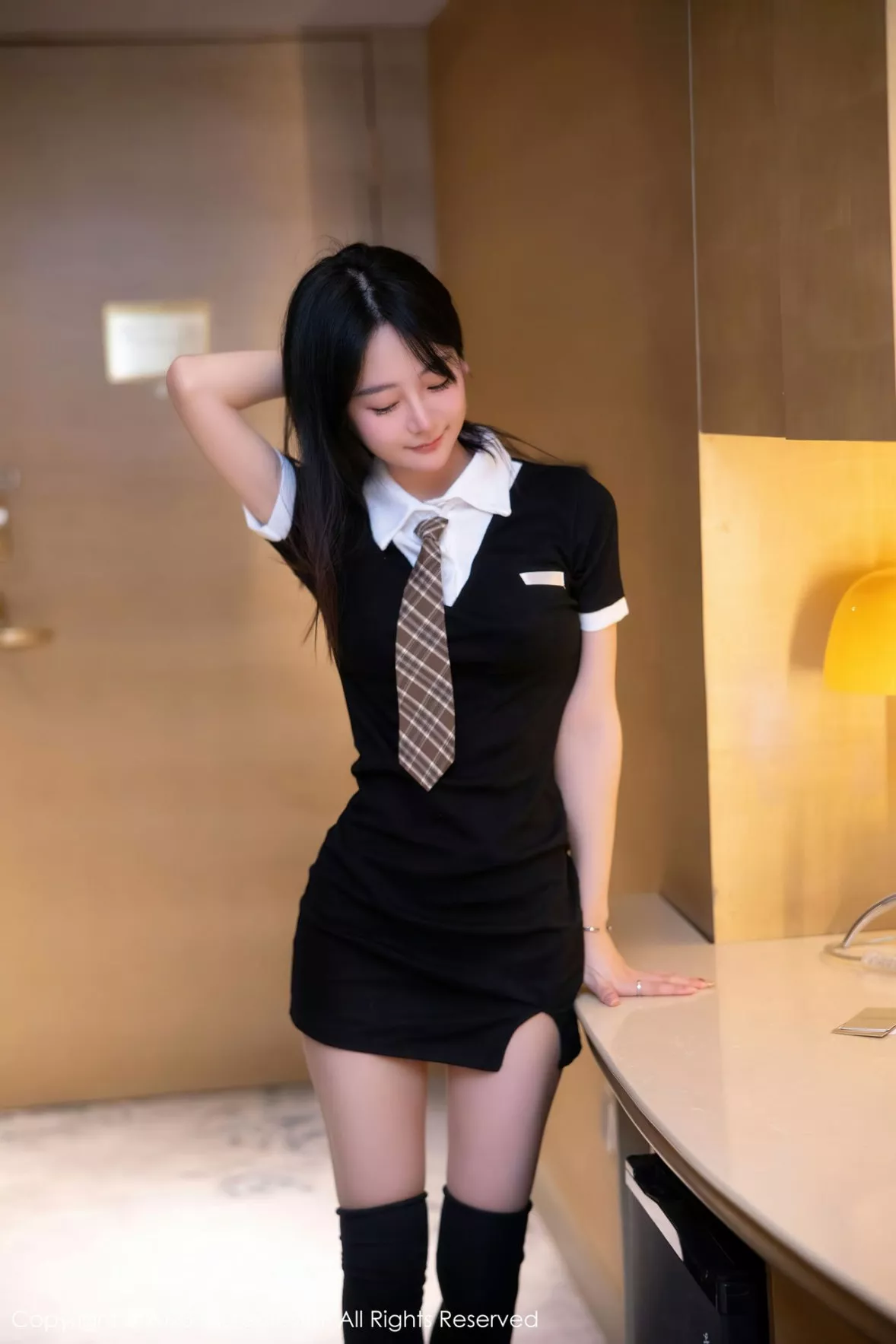 [XiuRen秀人网] 2023.02.03 No.6210 谢小蒽 新人美腿 [91P] NO.5