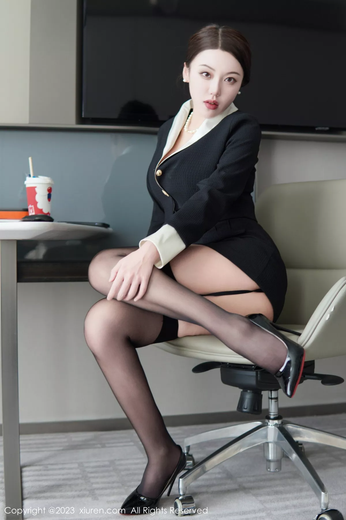 [XiuRen秀人网] 2023.02.08 No.6231 米娜MnaL 黑丝美臀 [83P] NO.4