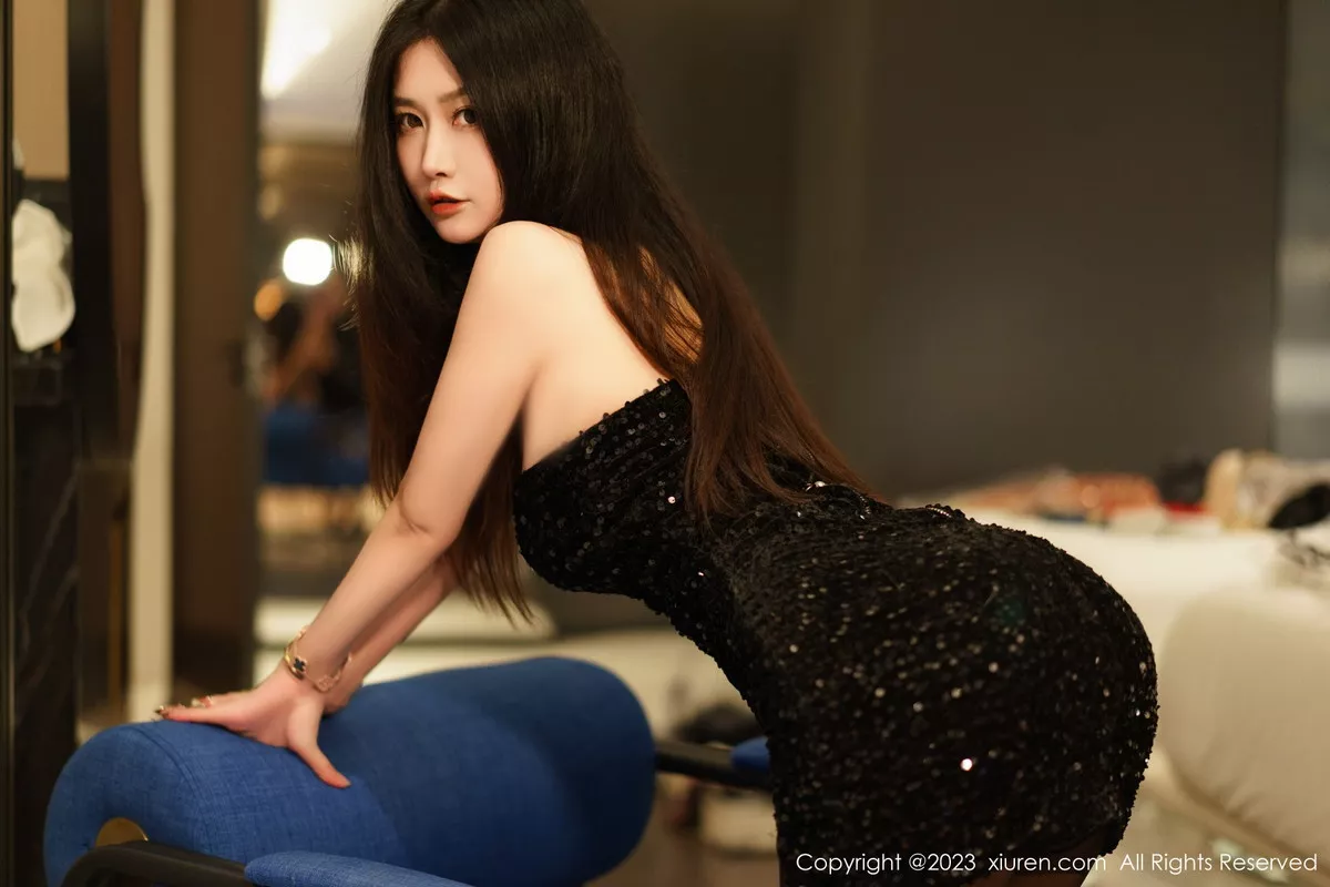 [XiuRen秀人网] 2023.02.09 No.6244 laura阿姣 黑丝美腿 [90P] NO.7