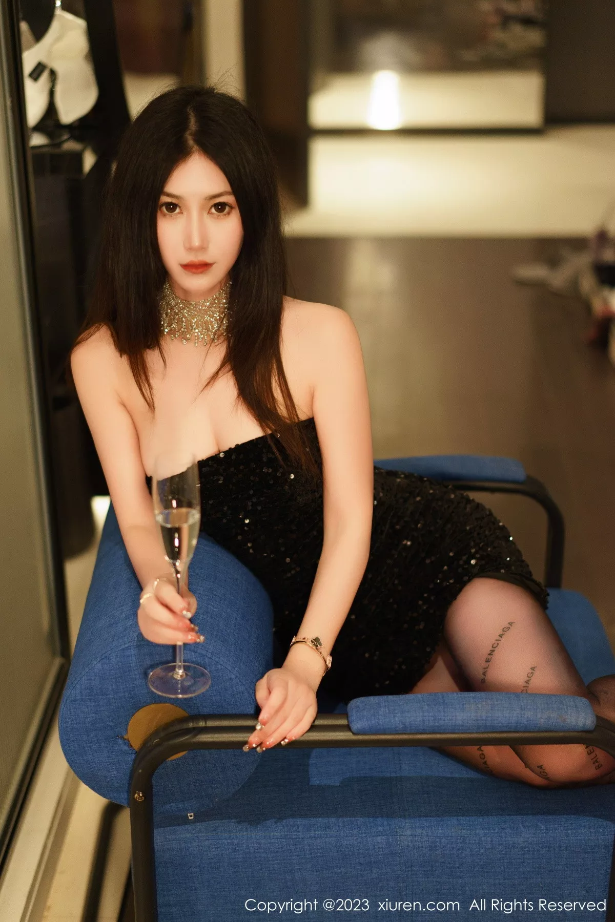 [XiuRen秀人网] 2023.02.09 No.6244 laura阿姣 黑丝美腿 [90P] NO.5