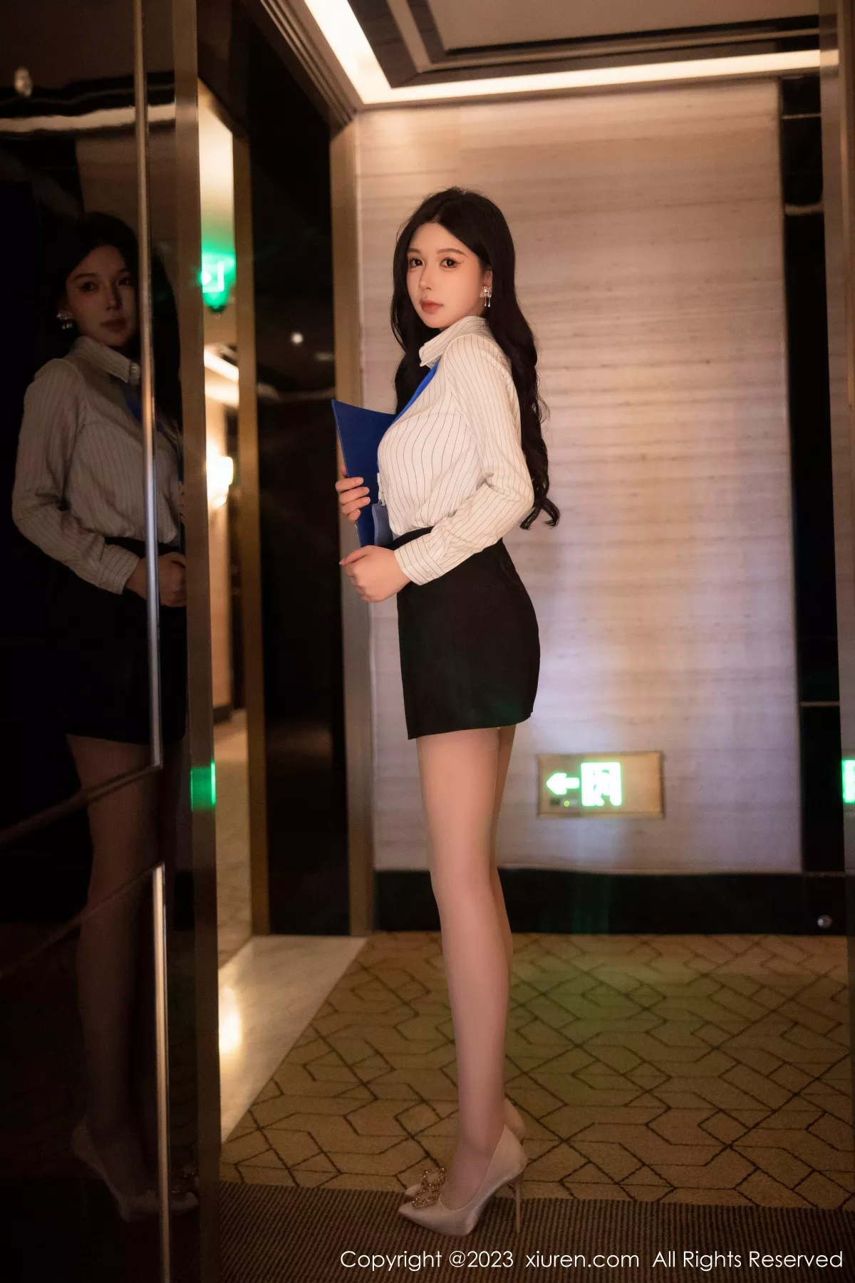 [XiuRen秀人网] 2023.02.10 No.6247 林珊珊 短裙美腿 [97P] NO.4