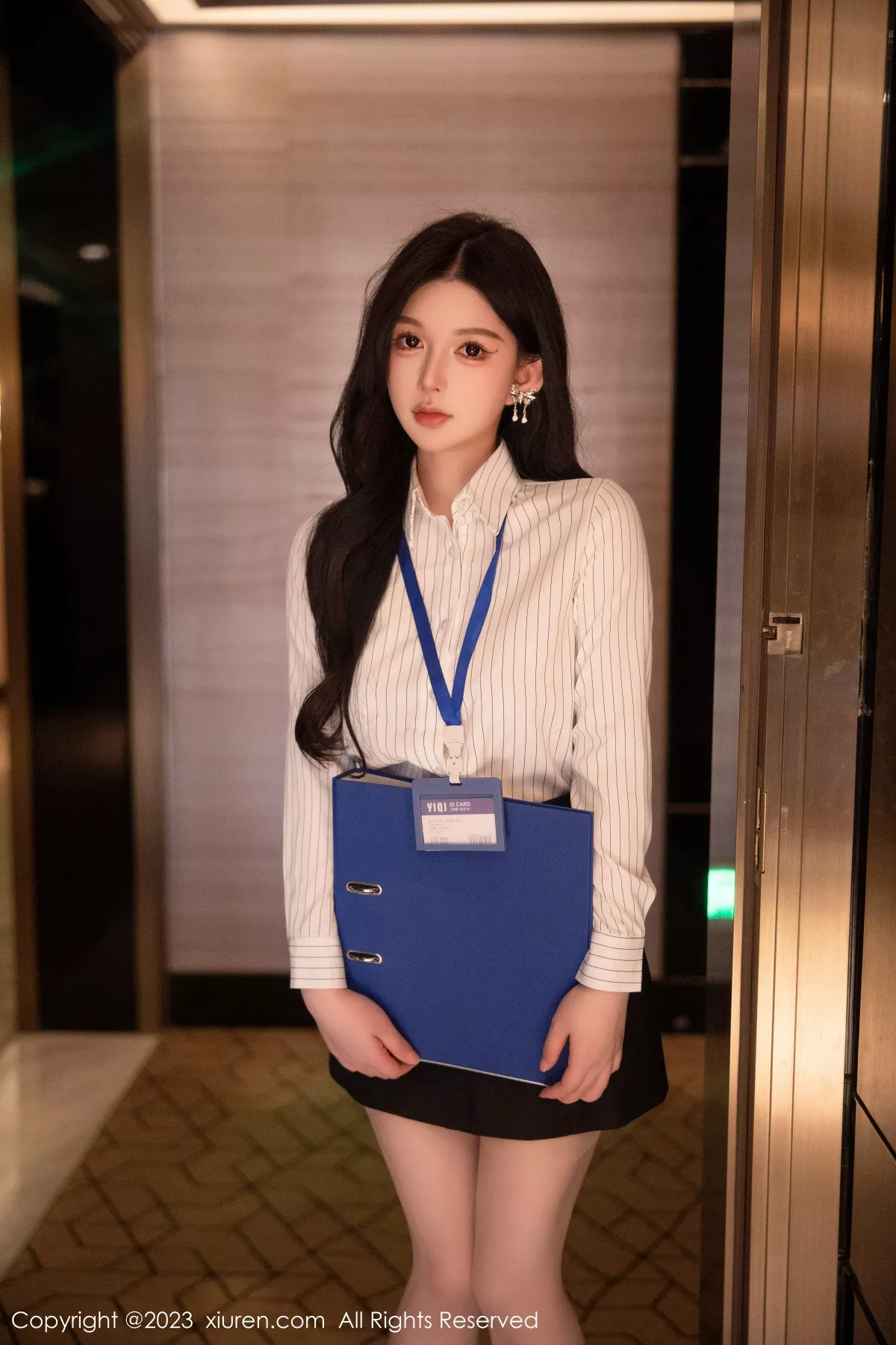 [XiuRen秀人网] 2023.02.10 No.6247 林珊珊 短裙美腿 [97P] NO.1