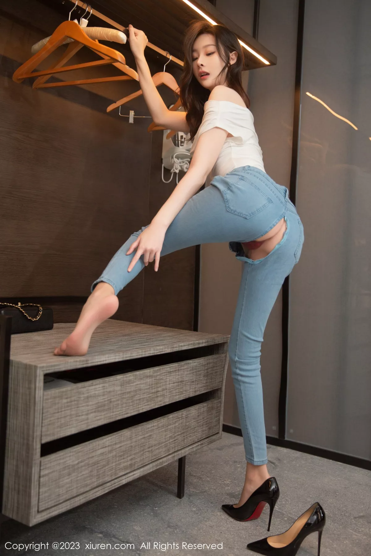 [XiuRen秀人网] 2023.02.10 No.6250 是小逗逗 美臀牛仔裤 [87P] NO.11