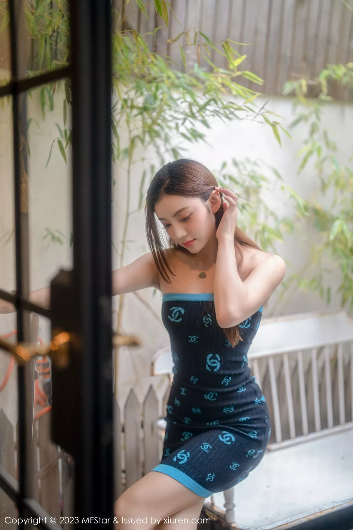 [MFStar模范学院] 2023.02.14 VOL.586 加朵babe 新人美腿 [73P] NO.10