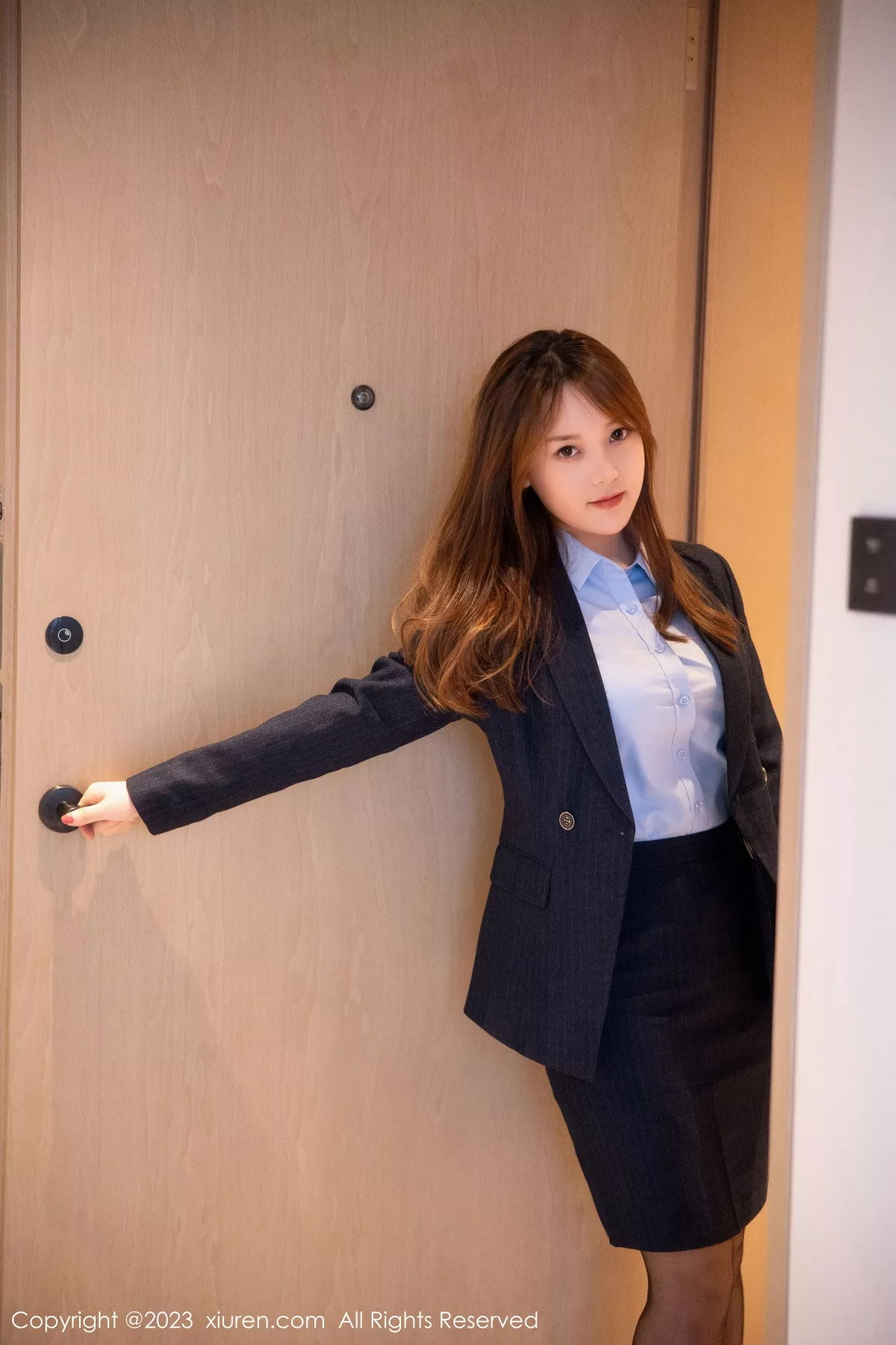 [XiuRen秀人网] 2023.01.30 No.6190 豆瓣酱 制服美臀 [78P] NO.12