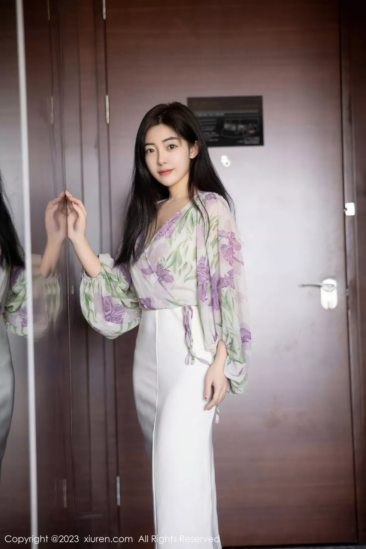 [XiuRen秀人网] 2023.02.17 No.6279 星子柒kiki 黑丝美腿 [111P] NO.8