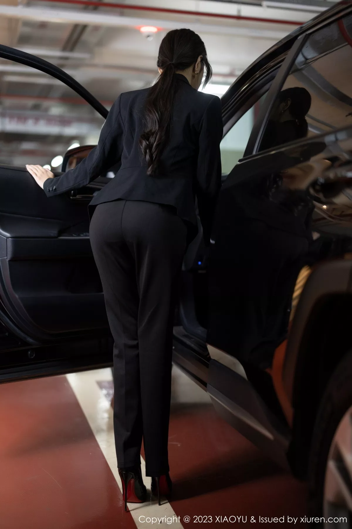 [XIAOYU语画界] 2023.02.27 VOL.974 王馨瑶yanni 停车场美腿 [93P] NO.6