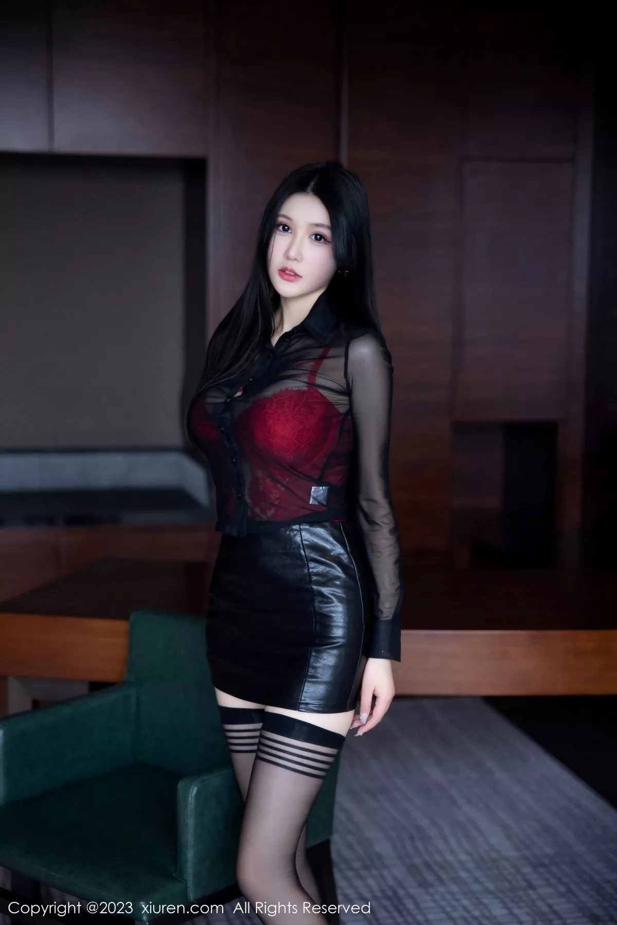 [XiuRen秀人网] 2023.02.28 No.6332 桐桐 黑丝美腿 [84P] NO.2