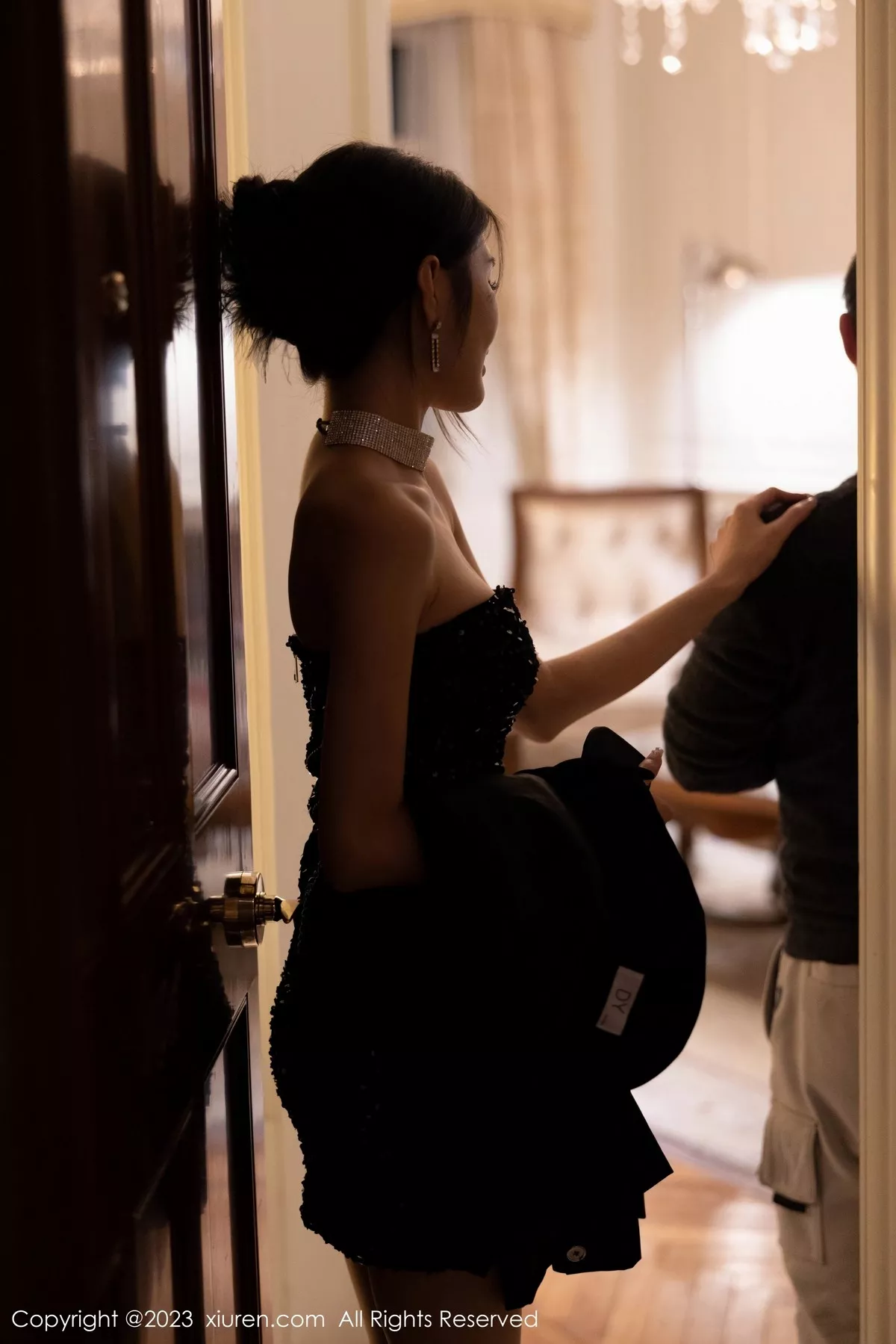 [XiuRen秀人网] 2023.02.28 No.6335 媛媛酱belle 江浙沪旅拍 [99P] NO.9