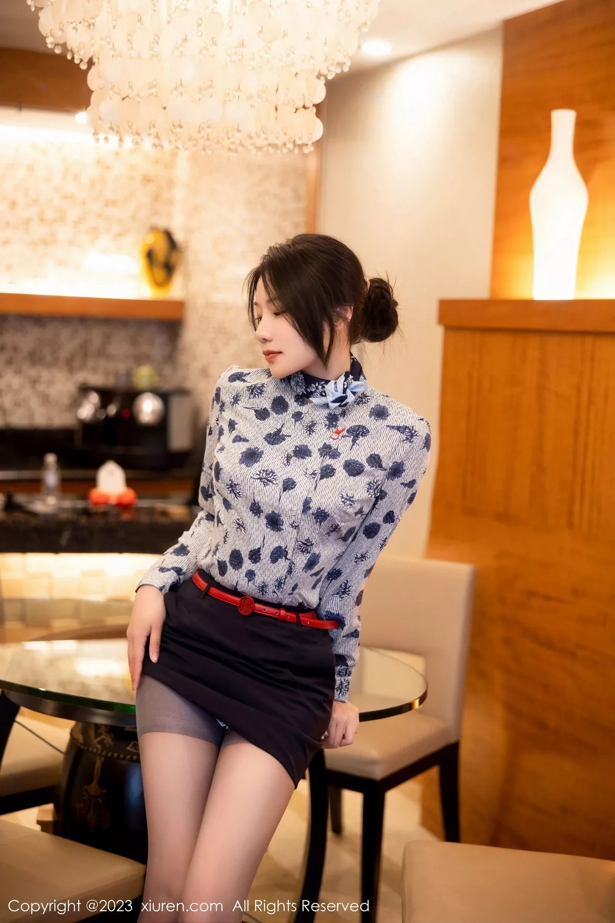 [XiuRen秀人网] 2023.03.01 No.6338 王楚璇 制服短裙 [56P] NO.6