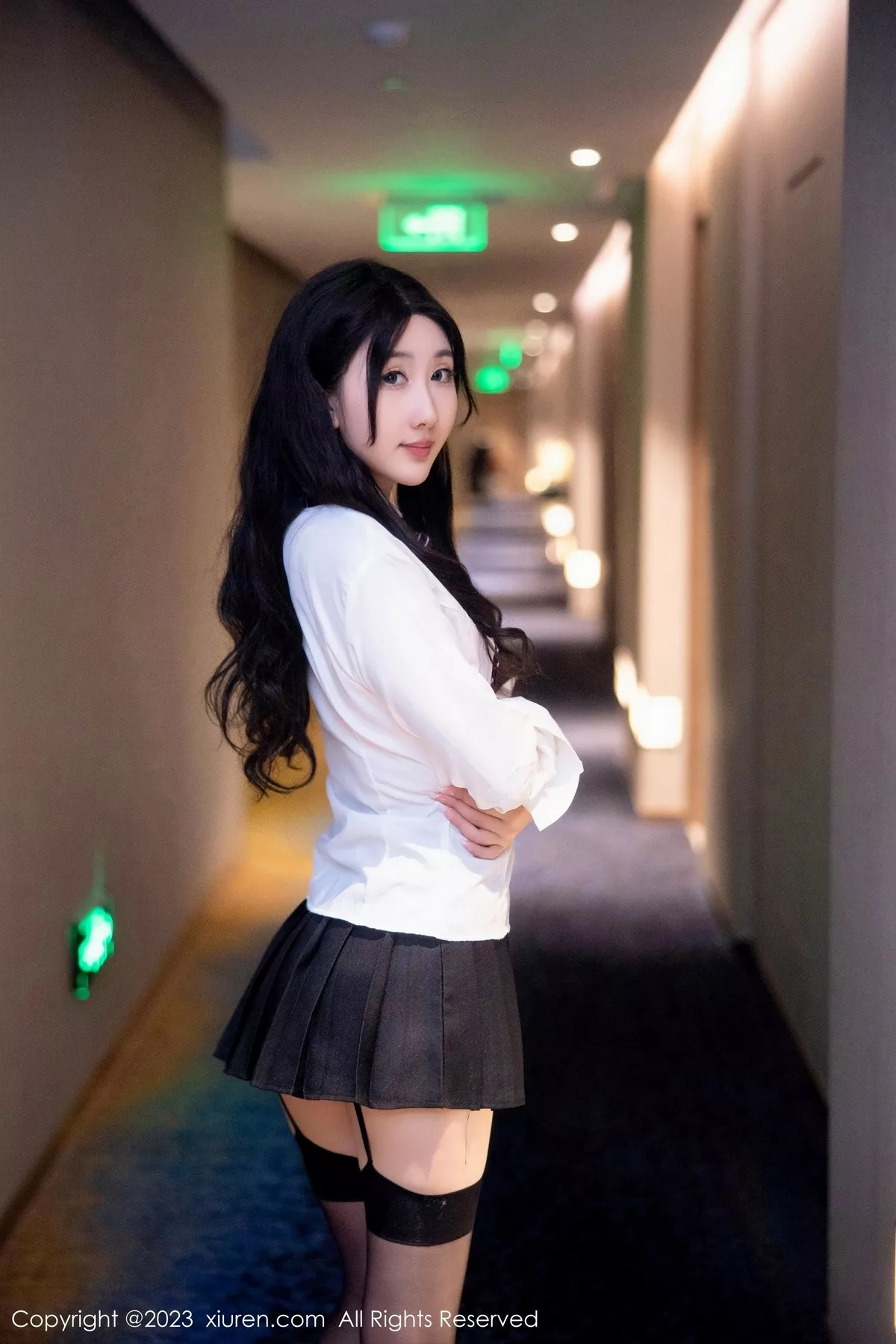 [XiuRen秀人网] 2023.03.02 No.6350 江真真 短裙美臀 [90P] NO.1