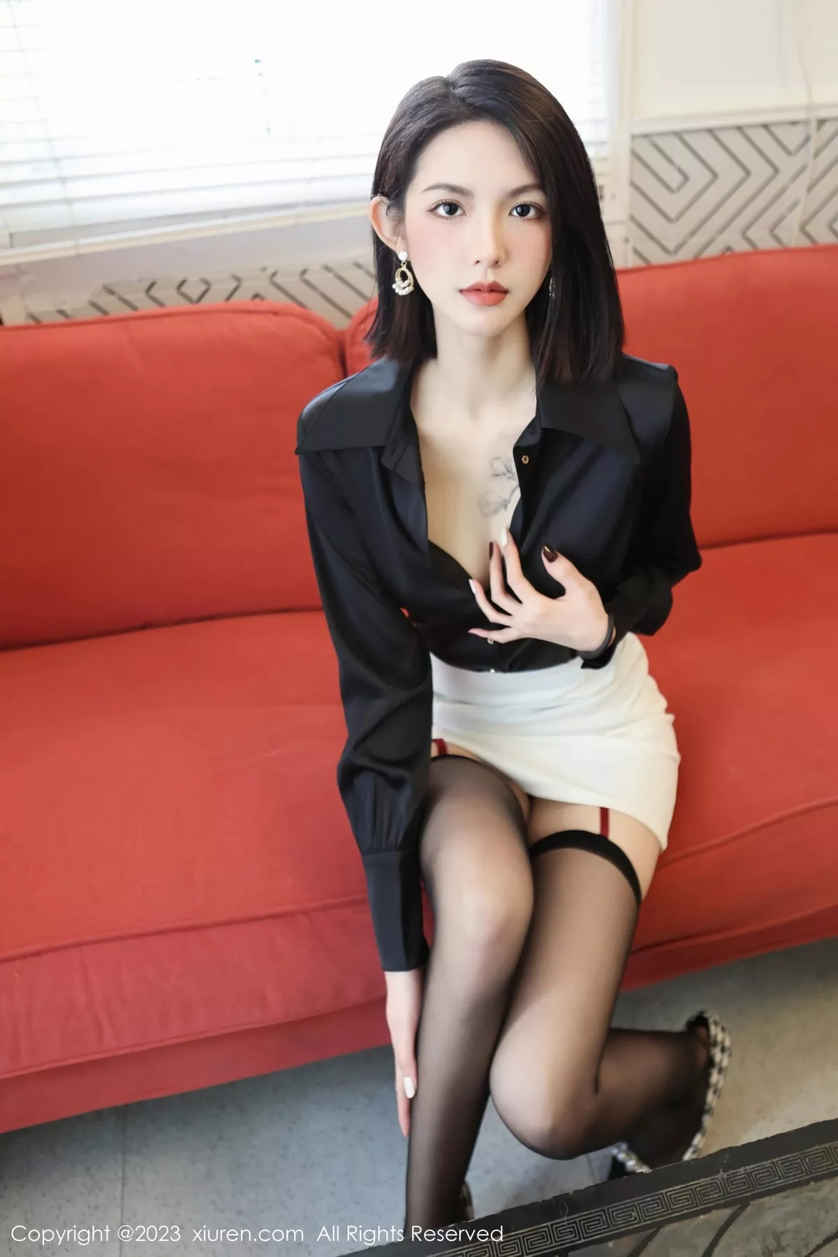 [XiuRen秀人网] 2023.03.03 No.6356 乔一一 黑丝短裙 [89P] NO.11