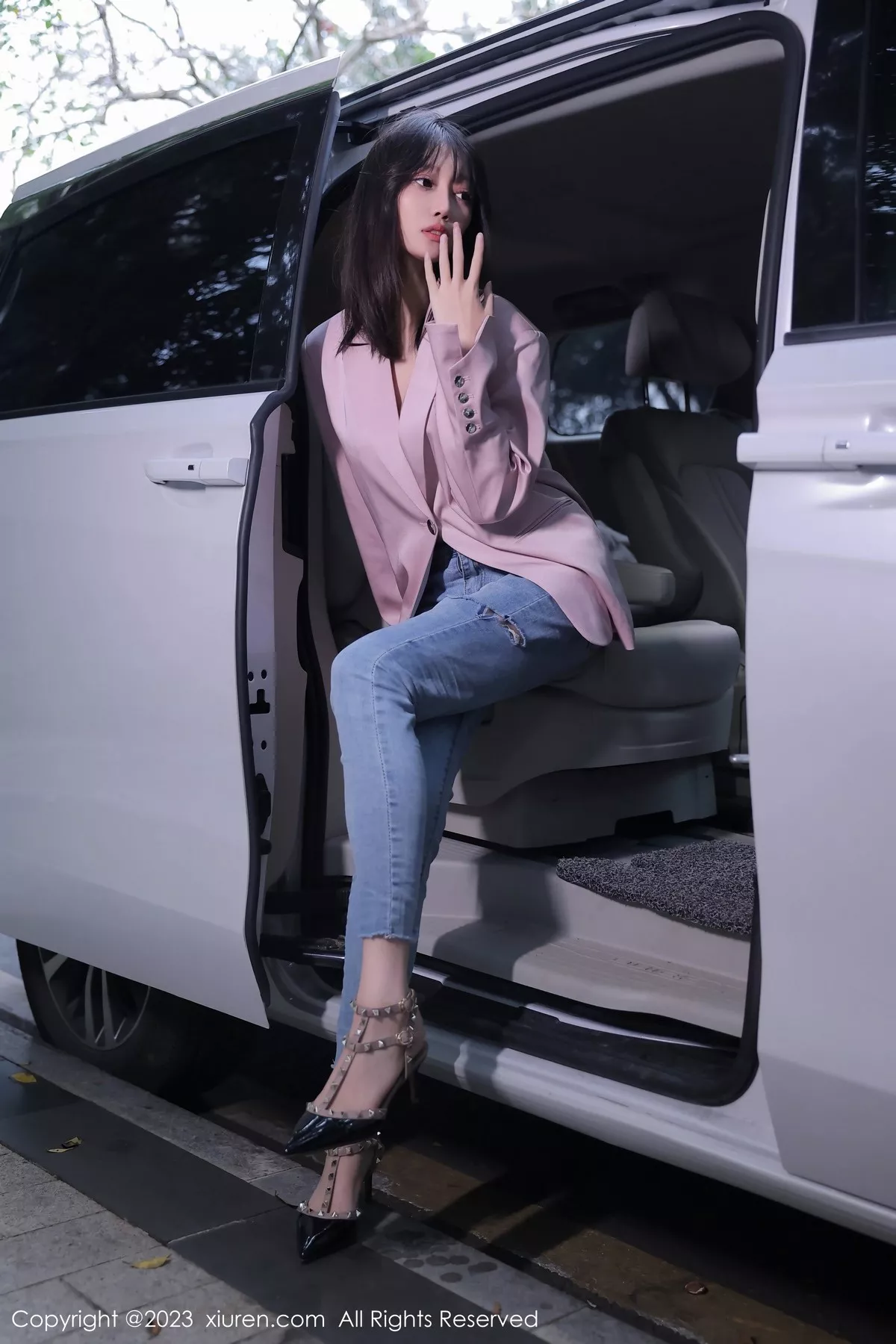 [XiuRen秀人网] 2023.03.03 No.6355 玥儿玥er 万宁旅拍 [55P] NO.8