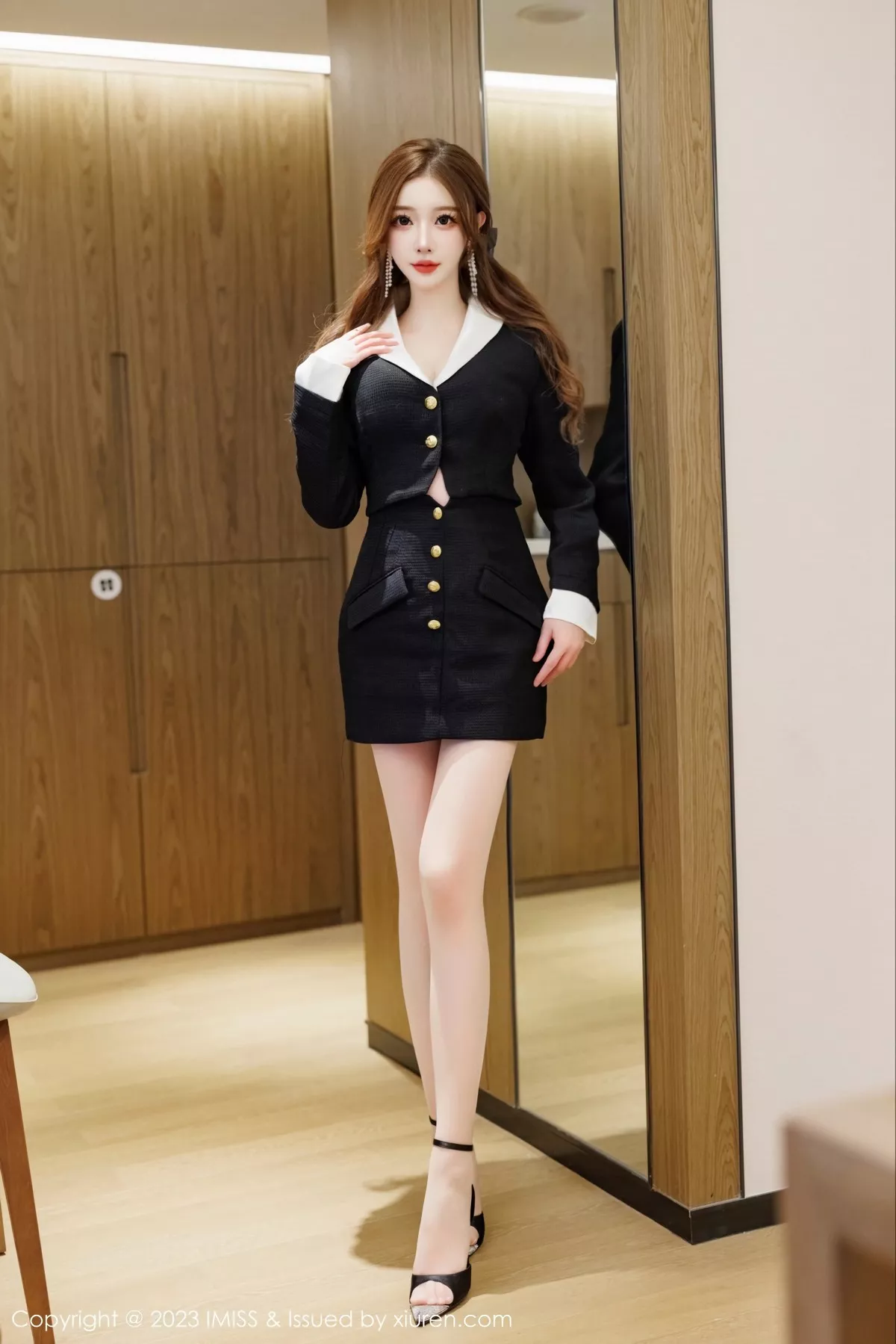 [IMISS爱蜜社] 2023.03.08 VOL.721 LindaLinda 丝袜美腿 [41P] NO.7