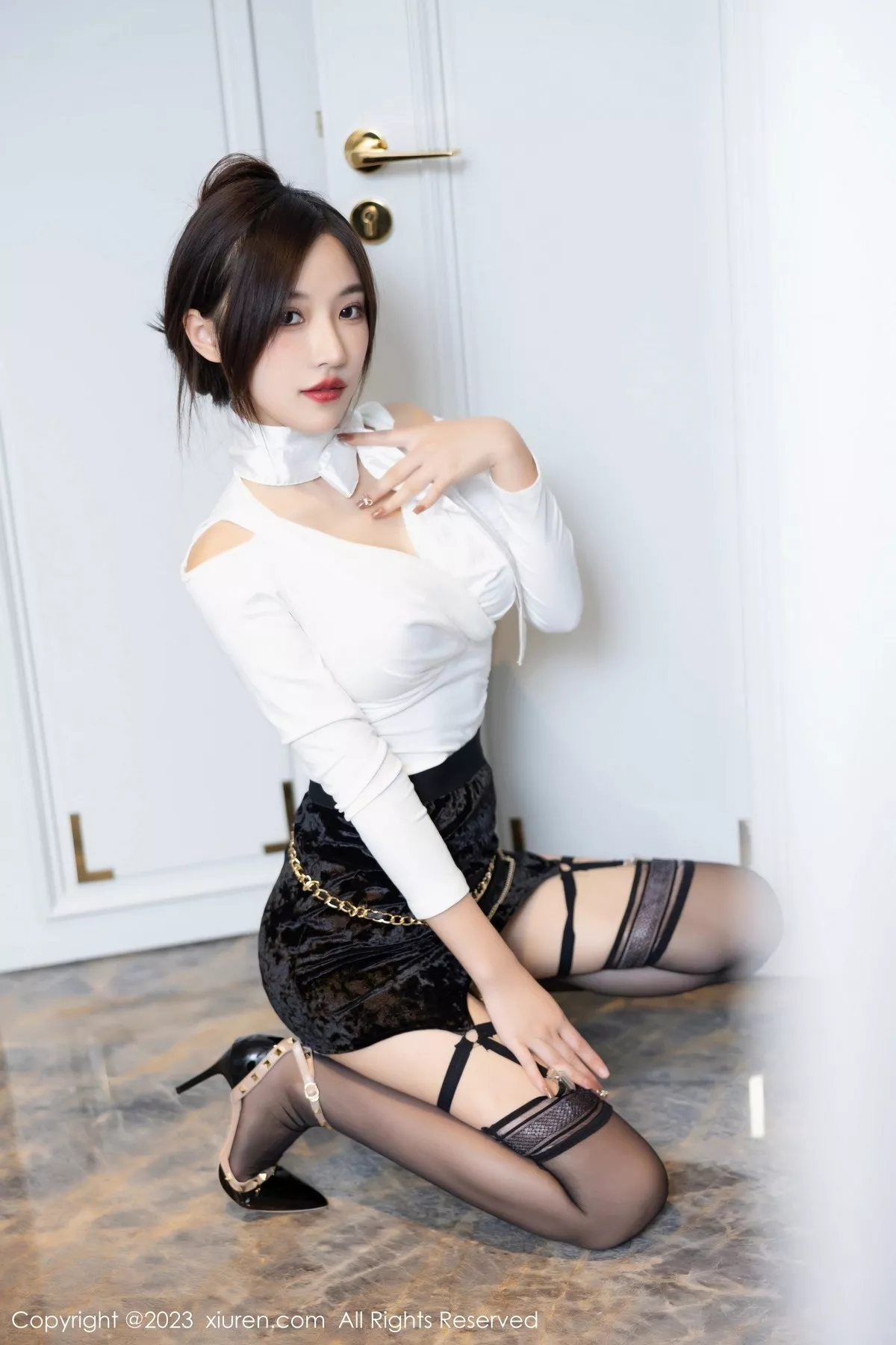 [XiuRen秀人网] 2023.03.08 No.6378 妙可可Cheese 新人美腿 [86P] NO.11