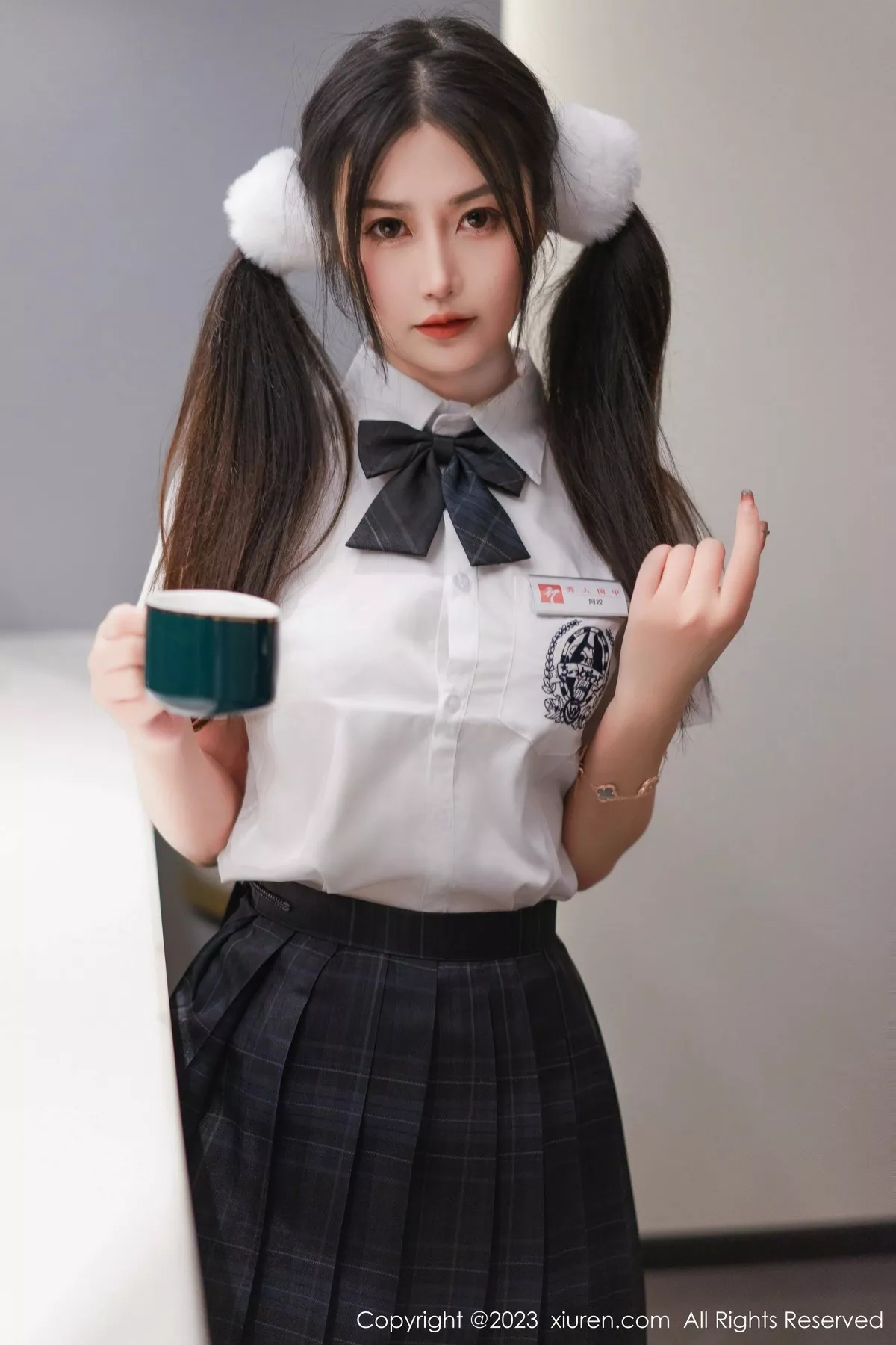 [XiuRen秀人网] 2023.03.10 No.6397 laura阿姣 短裙美臀 [81P] NO.2