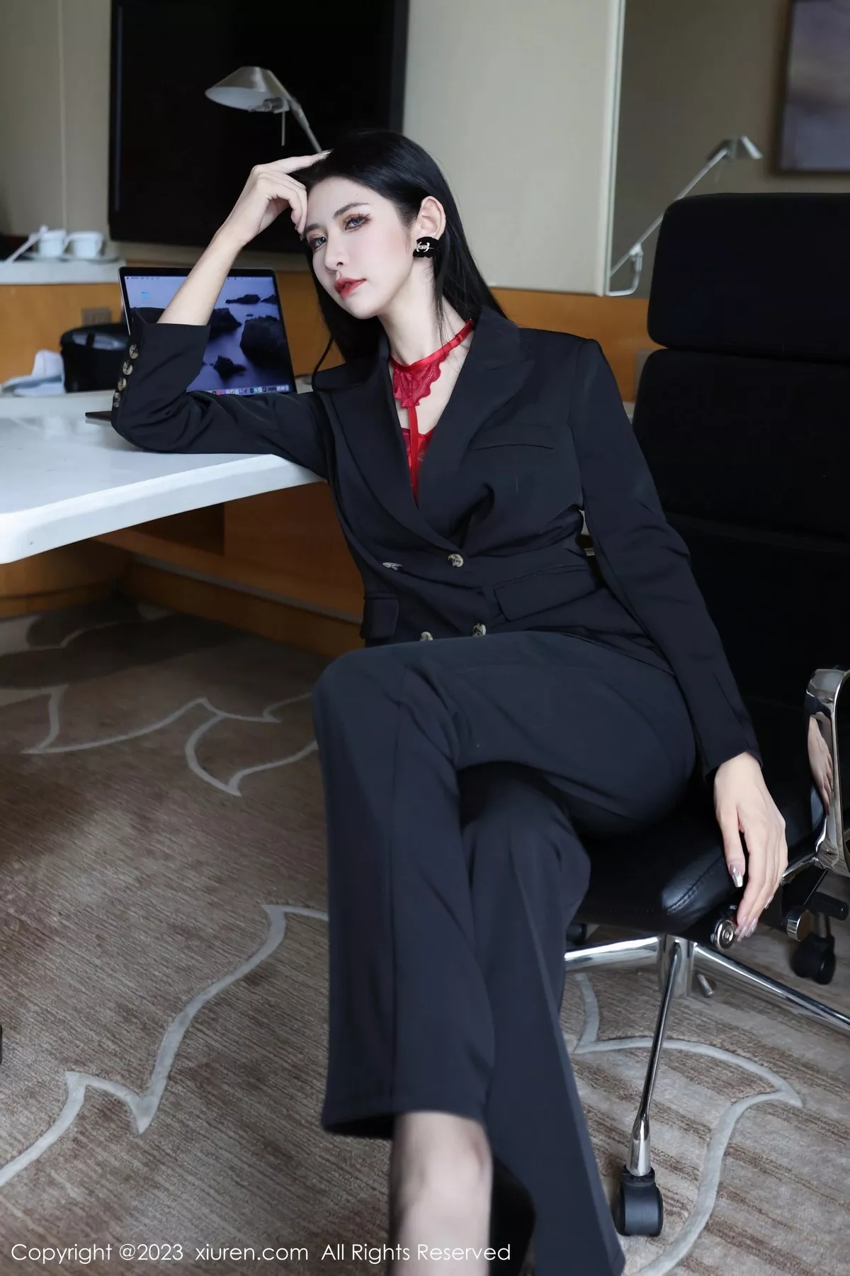 [XiuRen秀人网] 2023.03.13 No.6402 依娜Yina 美腿新人 [112P] NO.4