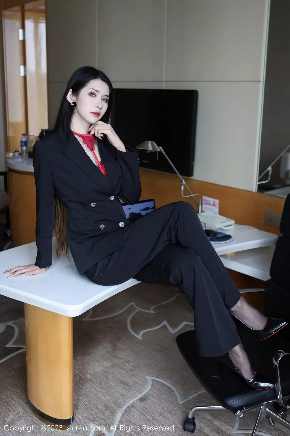 [XiuRen秀人网] 2023.03.13 No.6402 依娜Yina 美腿新人 [112P] NO.11