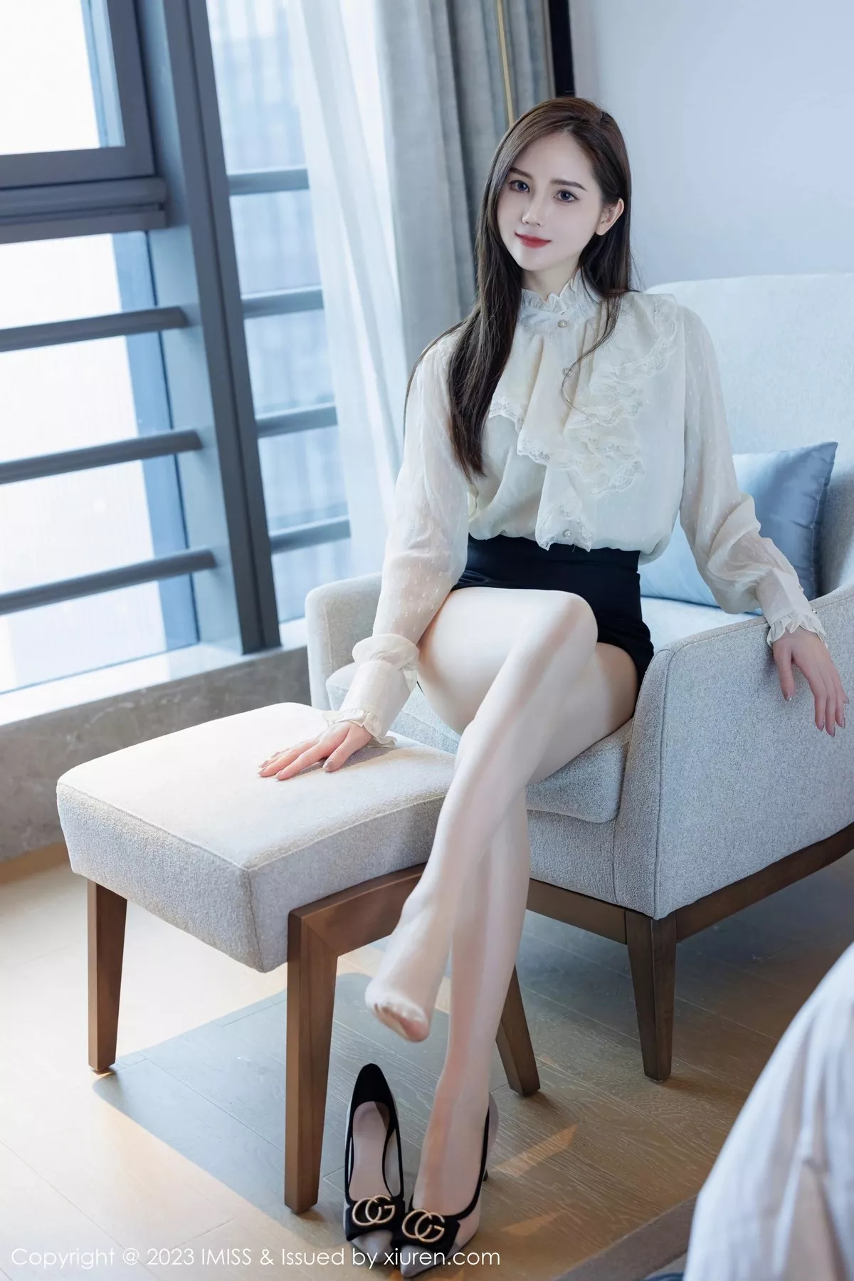 [IMISS爱蜜社] 2023.03.13 VOL.722 SISY思 短裙丝袜 [50P] NO.11