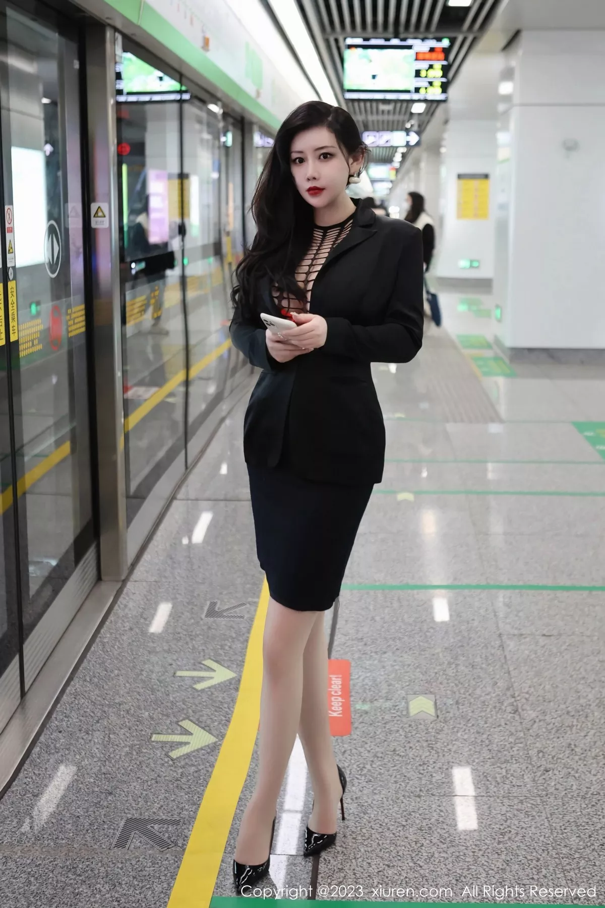 [XiuRen秀人网] 2023.03.16 No.6421 王婉悠Queen 丝袜OL [93P] NO.2