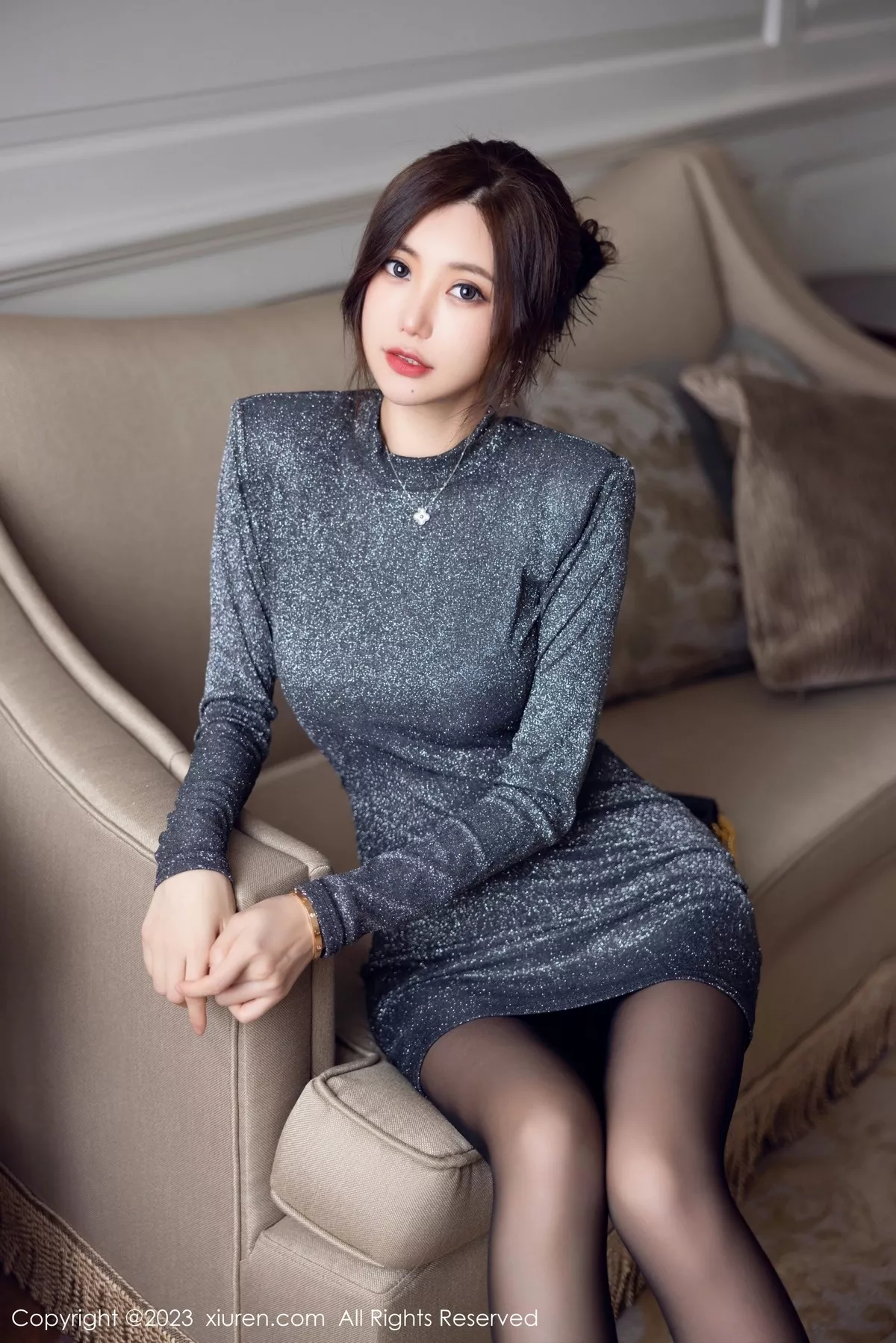 [XiuRen秀人网] 2023.03.17 No.6431 绮里嘉ula 黑丝美腿 [76P] NO.6