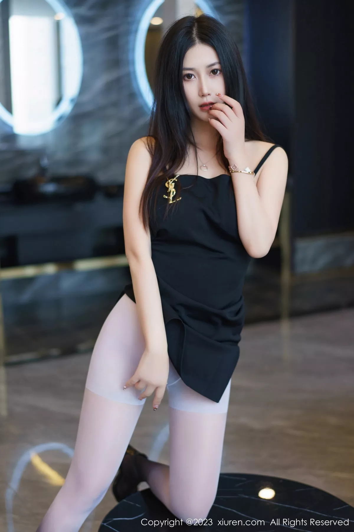 [XiuRen秀人网] 2023.02.24 No.6319 laura阿姣 丝袜美腿 [78P] NO.6