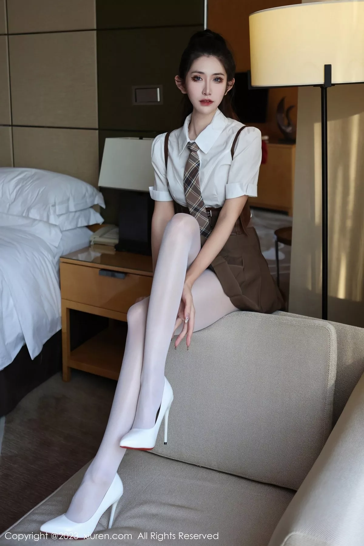 [XiuRen秀人网] 2023.03.27 No.6478 依娜Yina 丝袜美腿 [97P] NO.6