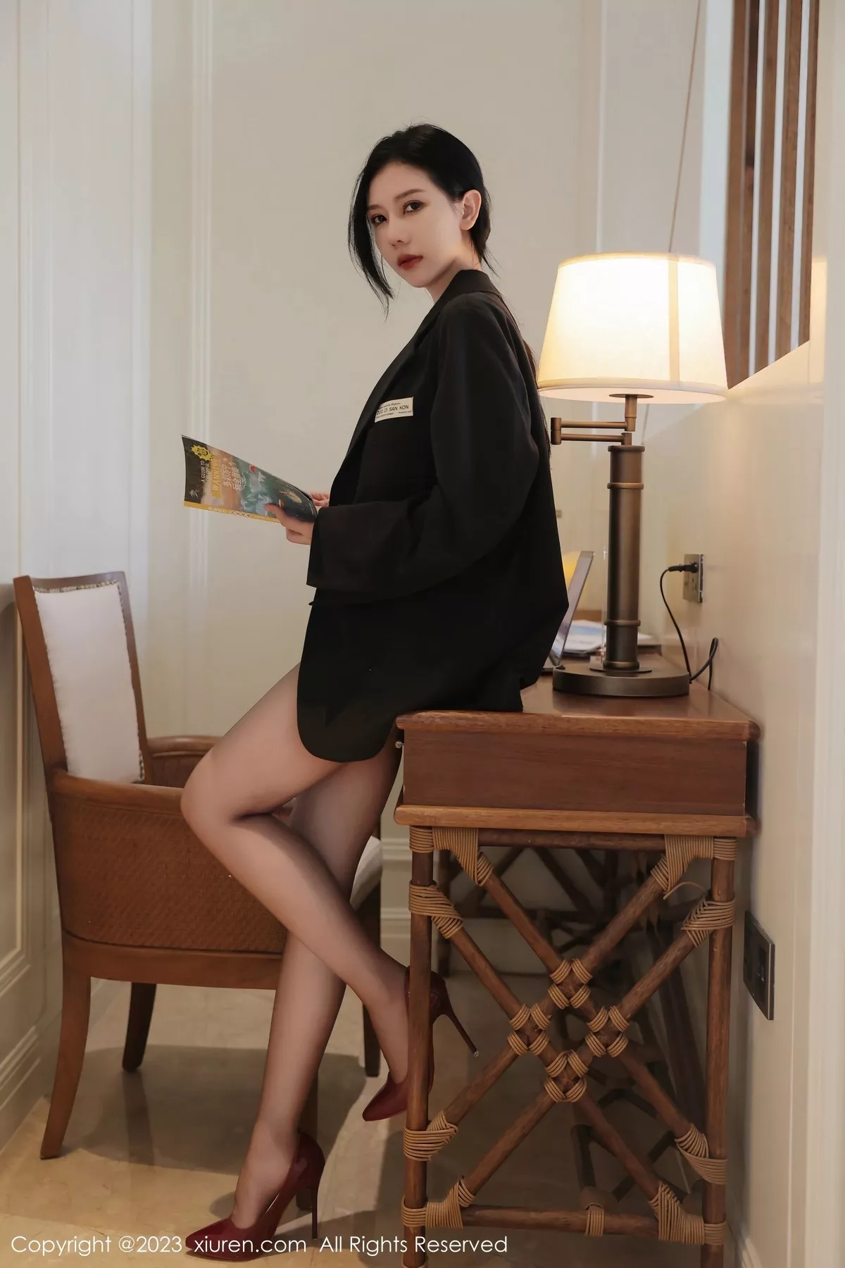 [XiuRen秀人网] 2023.03.27 No.6475 尹甜甜 万宁旅拍 [69P] NO.1