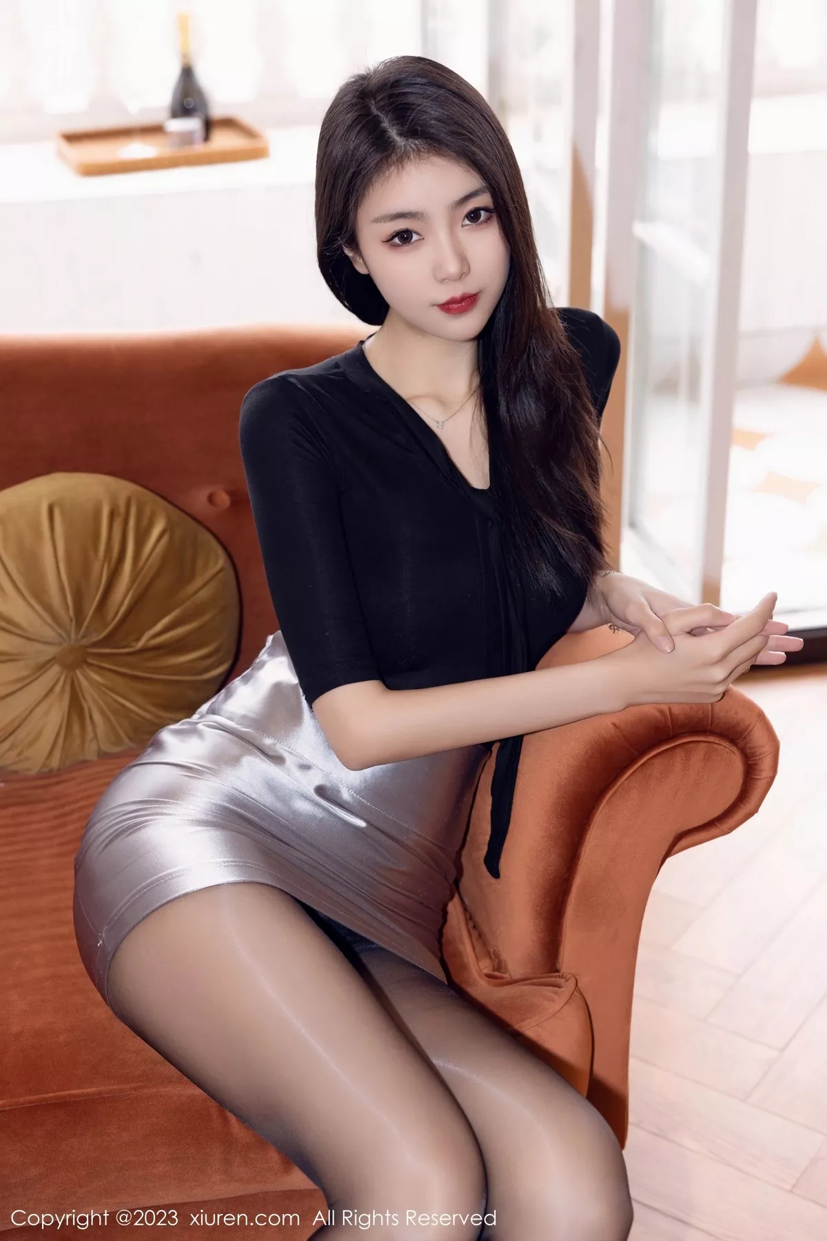 [XiuRen秀人网] 2023.03.29 No.6493 可乐Vicky 黑丝短裙 [70P] NO.7