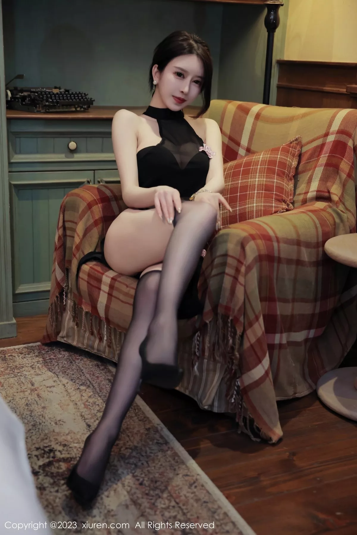 [XiuRen秀人网] 2023.03.30 No.6498 玉兔miki 黑丝美腿 [55P] NO.11