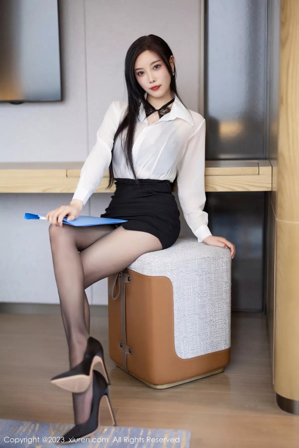 [XiuRen秀人网] 2023.03.31 No.6511 杨晨晨Yome 短裙美腿 [90P] NO.5