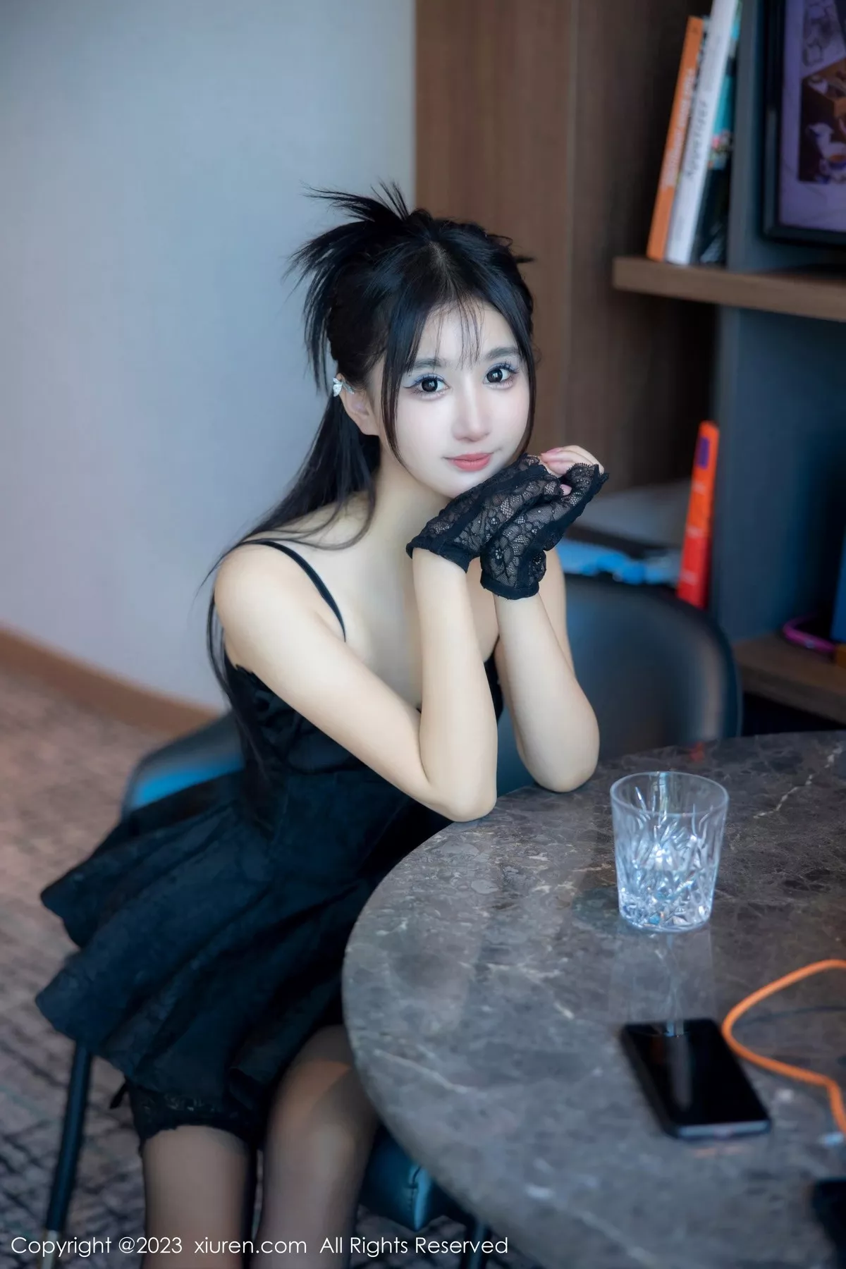 [XiuRen秀人网] 2023.04.03 No.6516 小果冻儿 黑丝美腿 [79P] NO.2