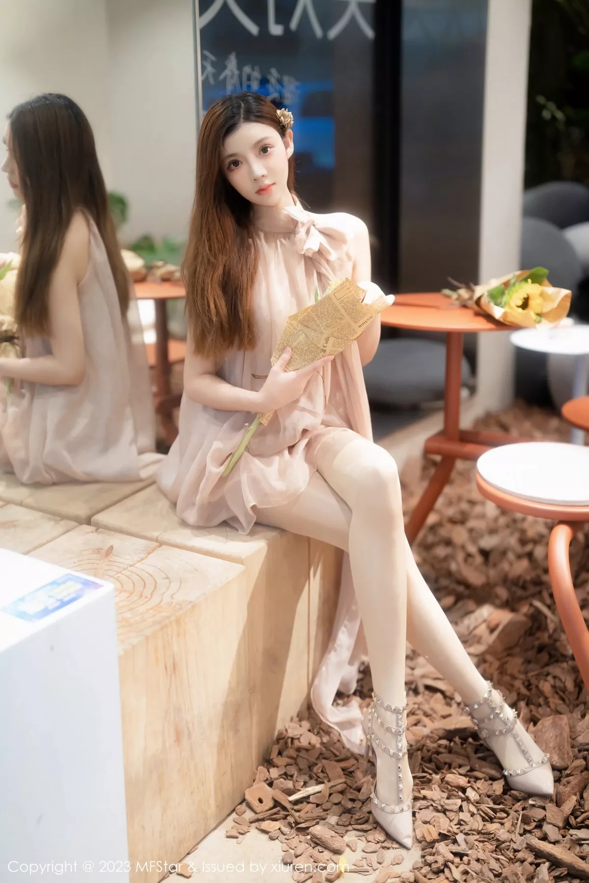 [MFStar模范学院] 2023.04.04 VOL.603 加朵babe 长裙美腿 [65P] NO.9