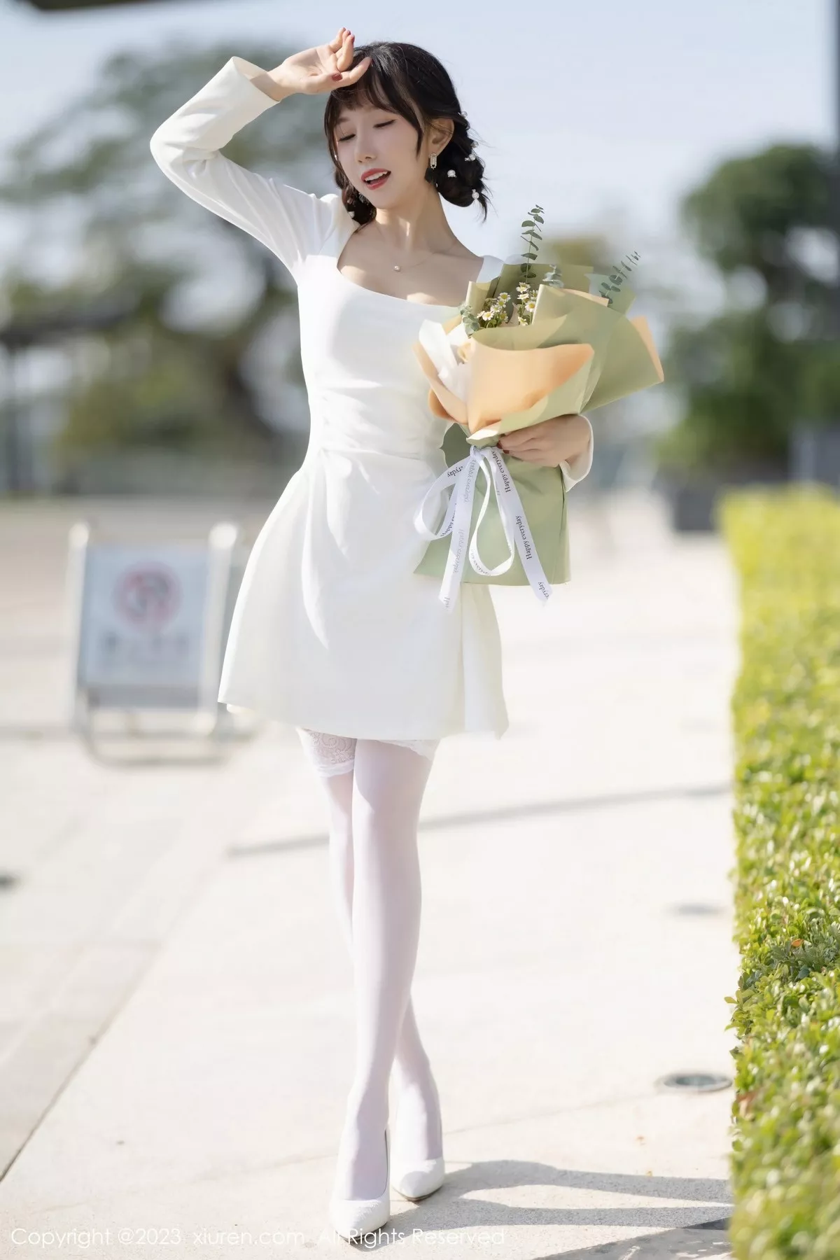 [XiuRen秀人网] 2023.04.06 No.6528 波巧酱 丝袜美腿 [71P] NO.1