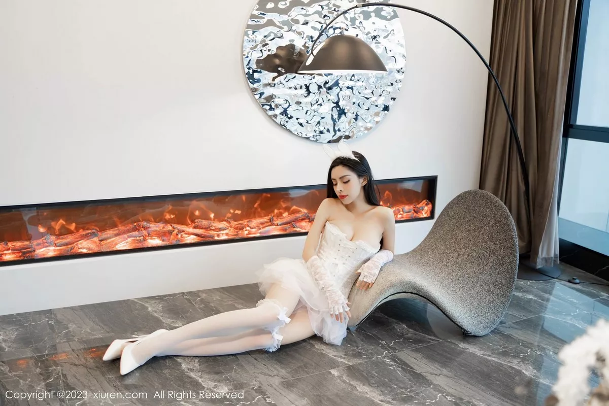 [XiuRen秀人网] 2023.04.10 No.6543 王薇薇 公主裙美腿 [59P] NO.6