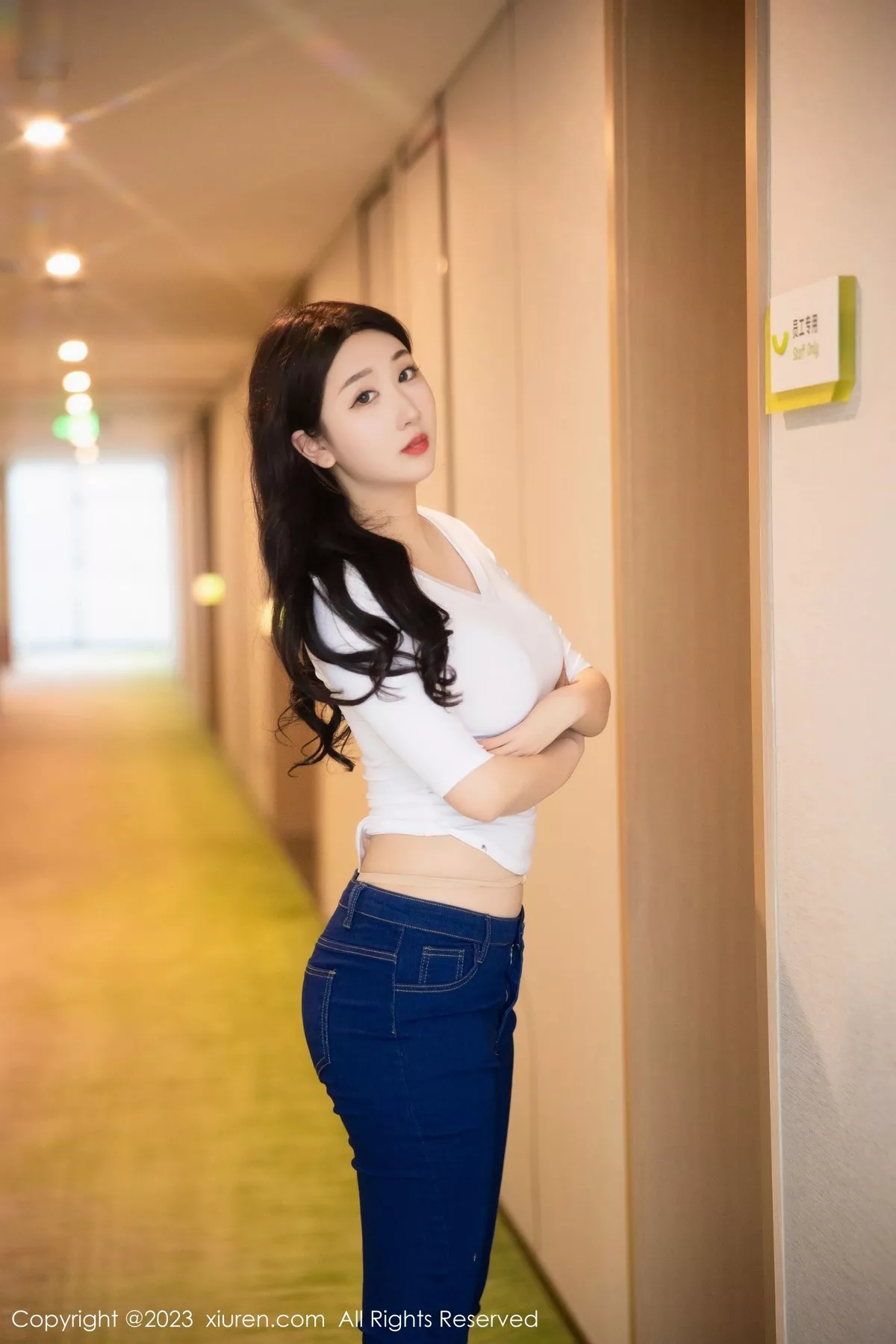 [XiuRen秀人网] 2023.04.13 No.6570 江真真 牛仔裤美臀 [83P] NO.4