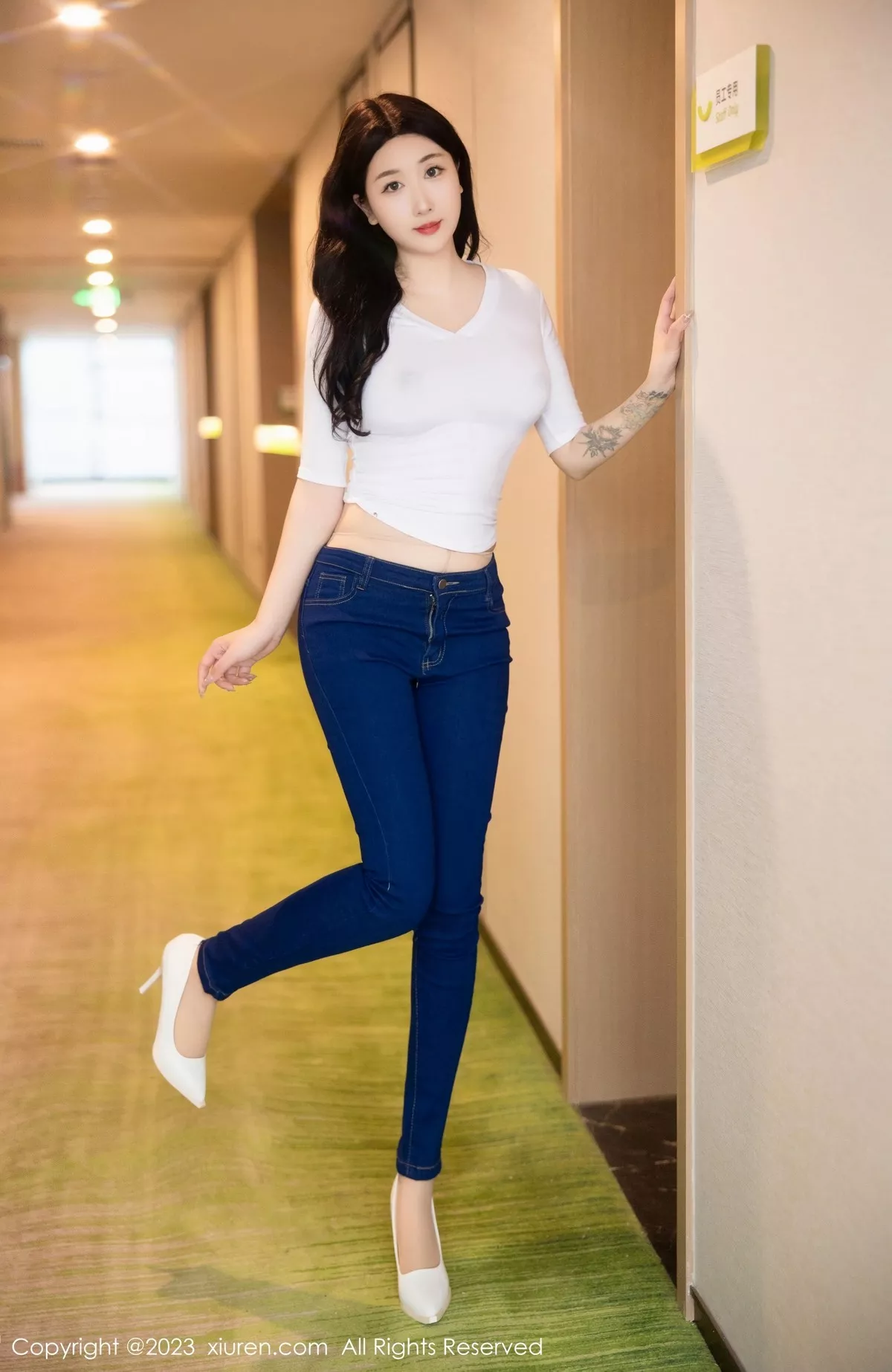 [XiuRen秀人网] 2023.04.13 No.6570 江真真 牛仔裤美臀 [83P] NO.3