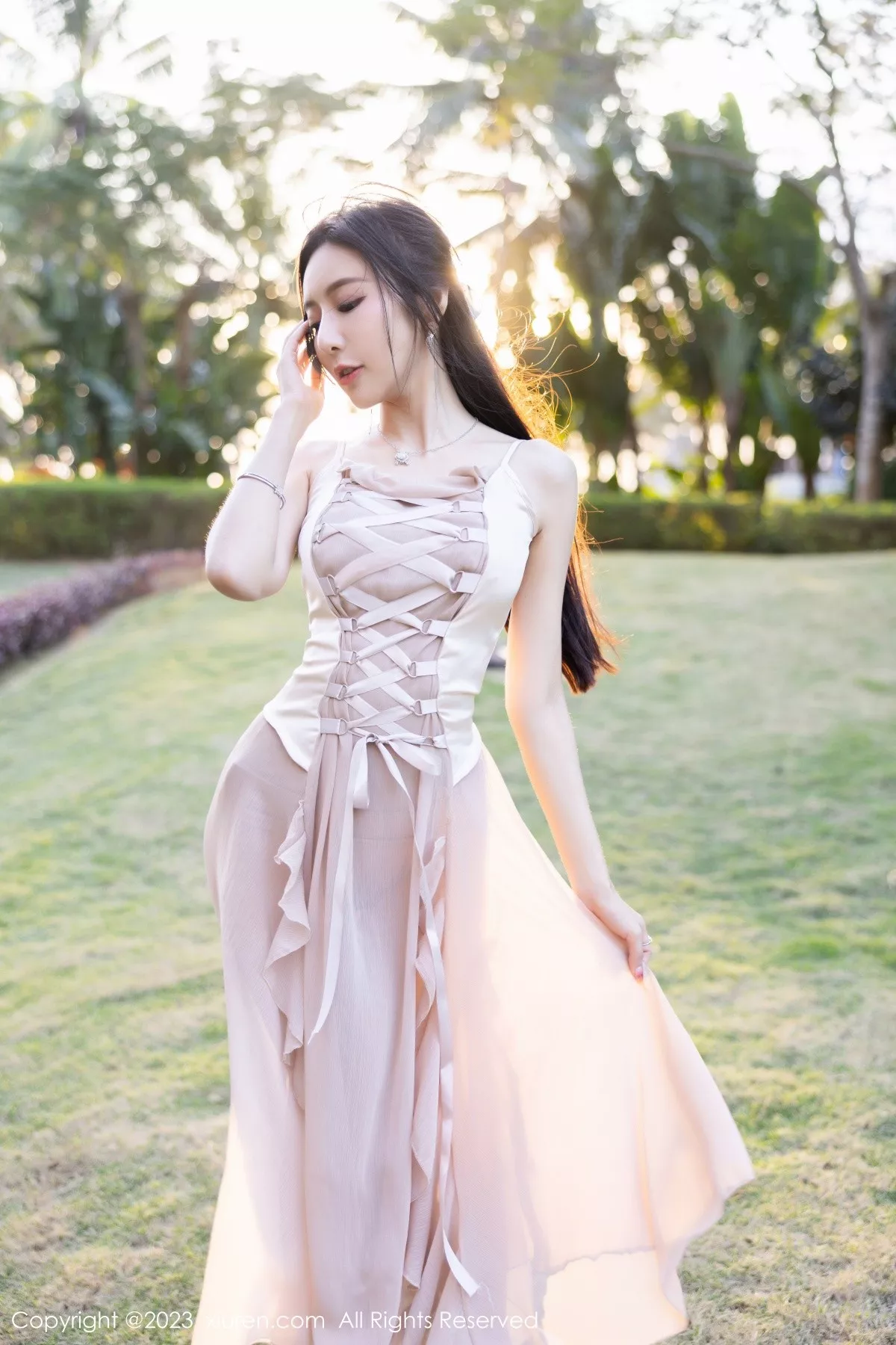 [XiuRen秀人网] 2023.04.14 No.6581 王馨瑶yanni 美腿外拍 [82P] NO.12