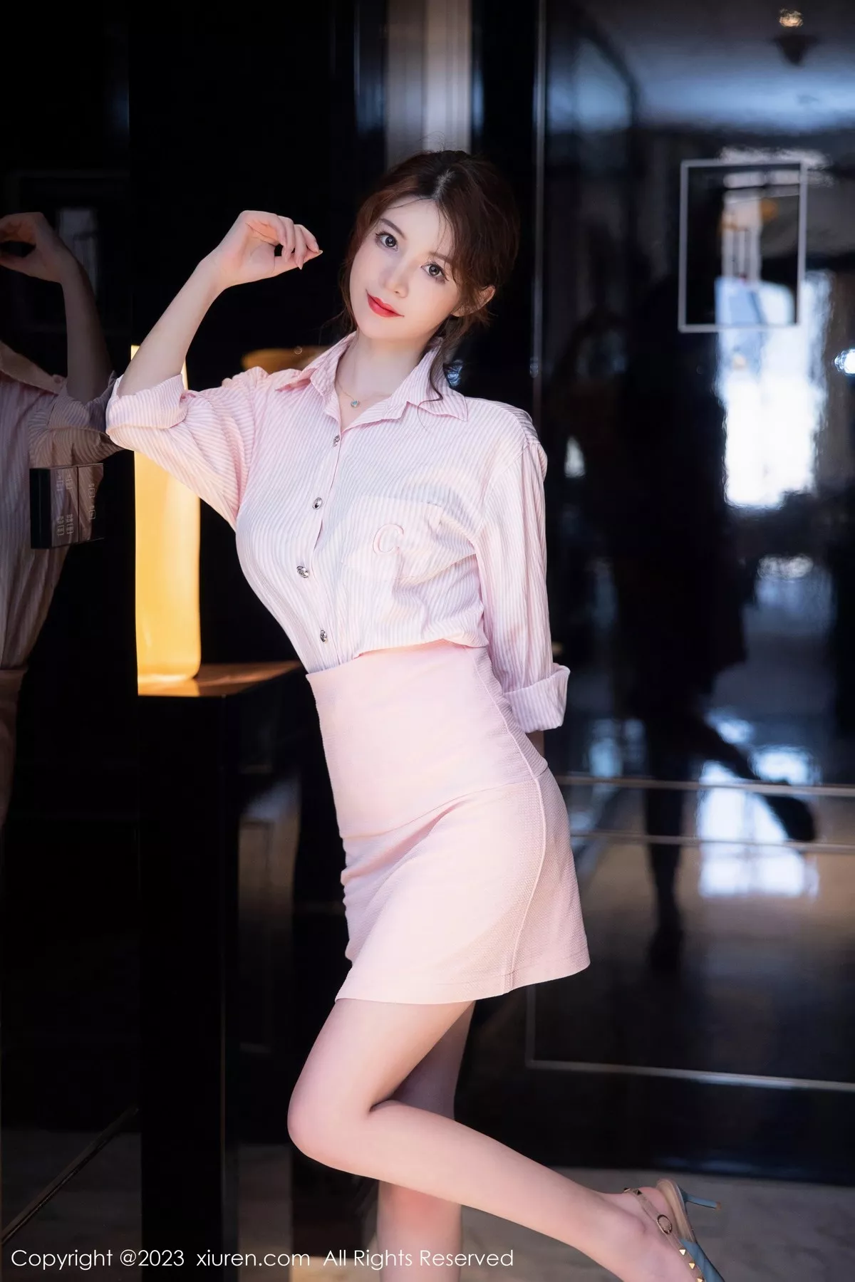 [XiuRen秀人网] 2023.03.22 No.6451 yoo优优 美腿高挑 [83P] NO.1