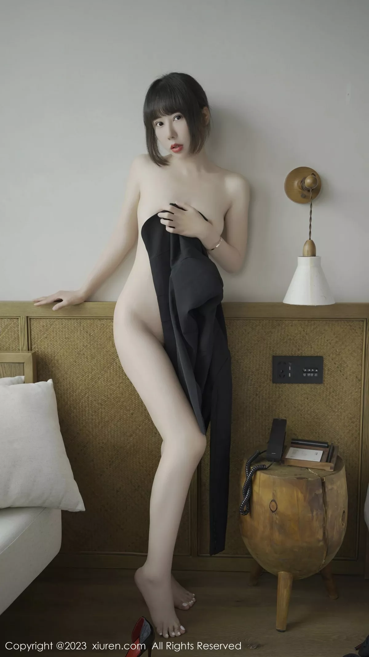 [XiuRen秀人网] 2023.04.25 No.6629 夏馨瑶 新人黑丝 [70P] NO.6